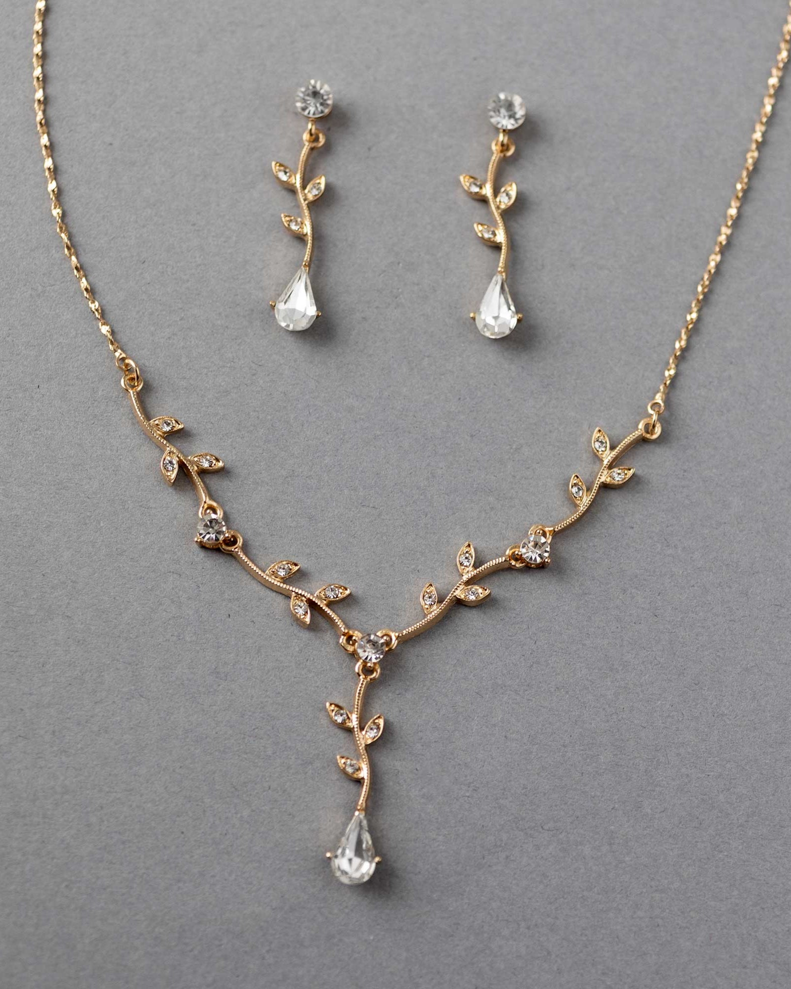 Simple Crystal Vine Necklace Set