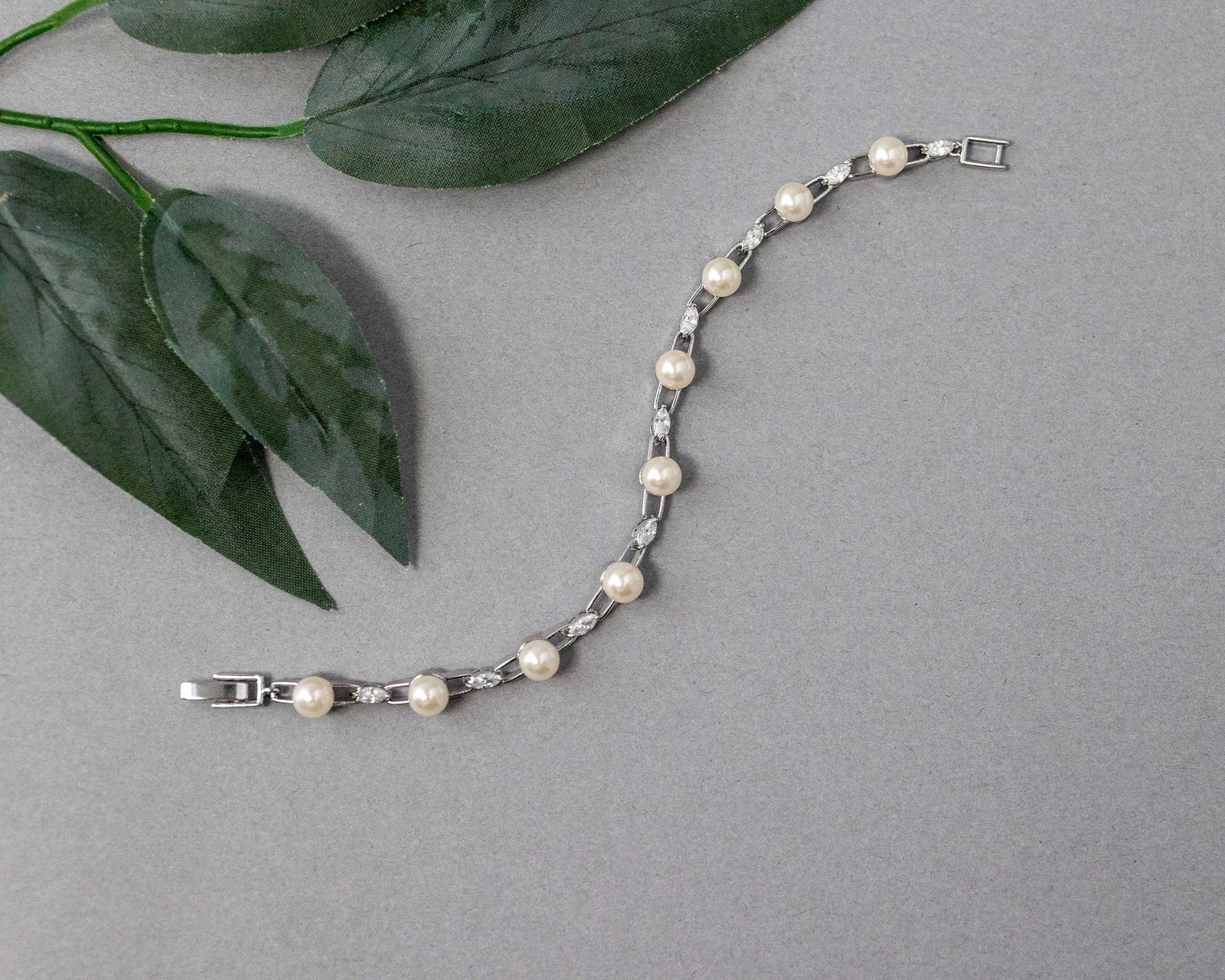 Bracelet of Linked Marquise and Ivory Pearls