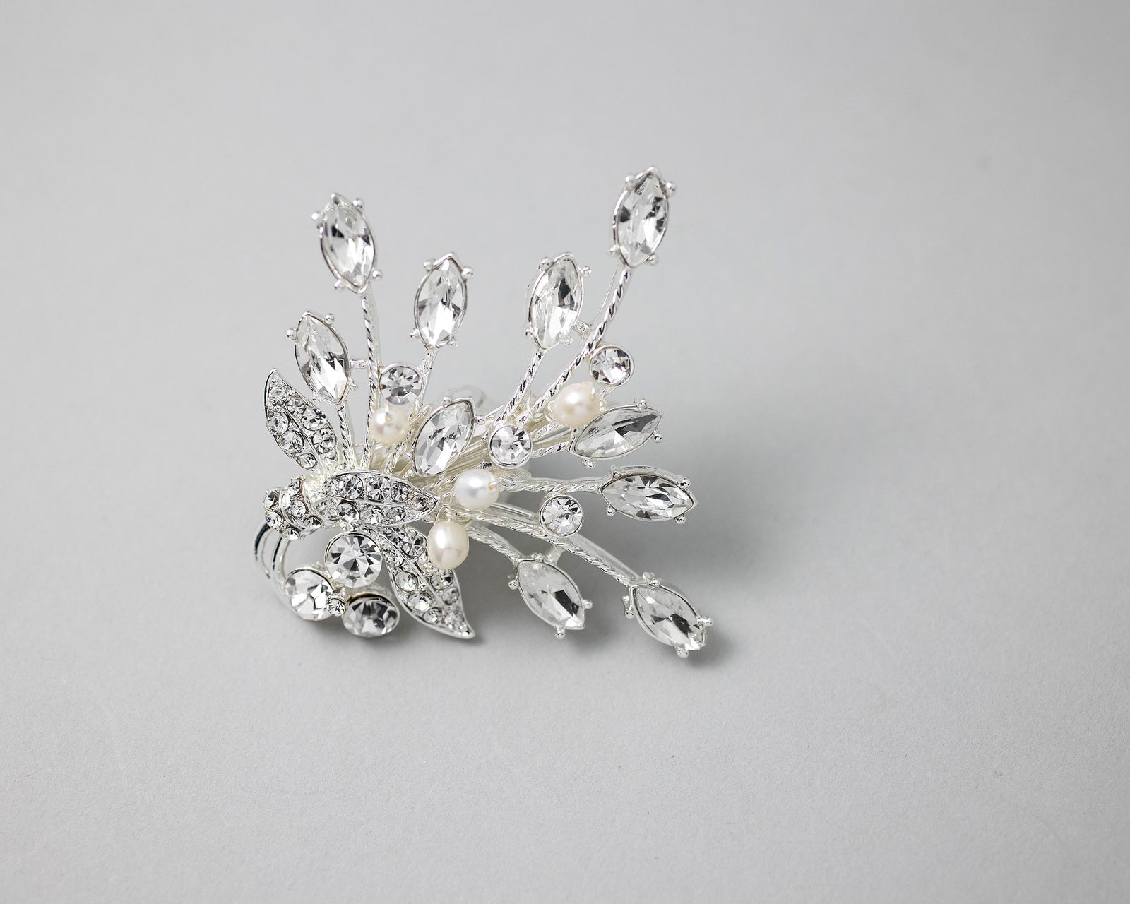 Small Freshwater Pearl Bouquet Hair Clip