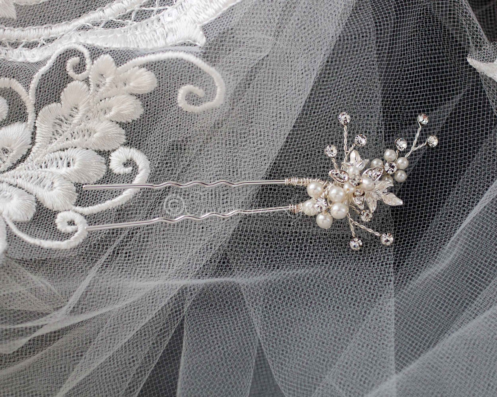 Delicate Bridal Hair Pin with Pearls - Cassandra Lynne