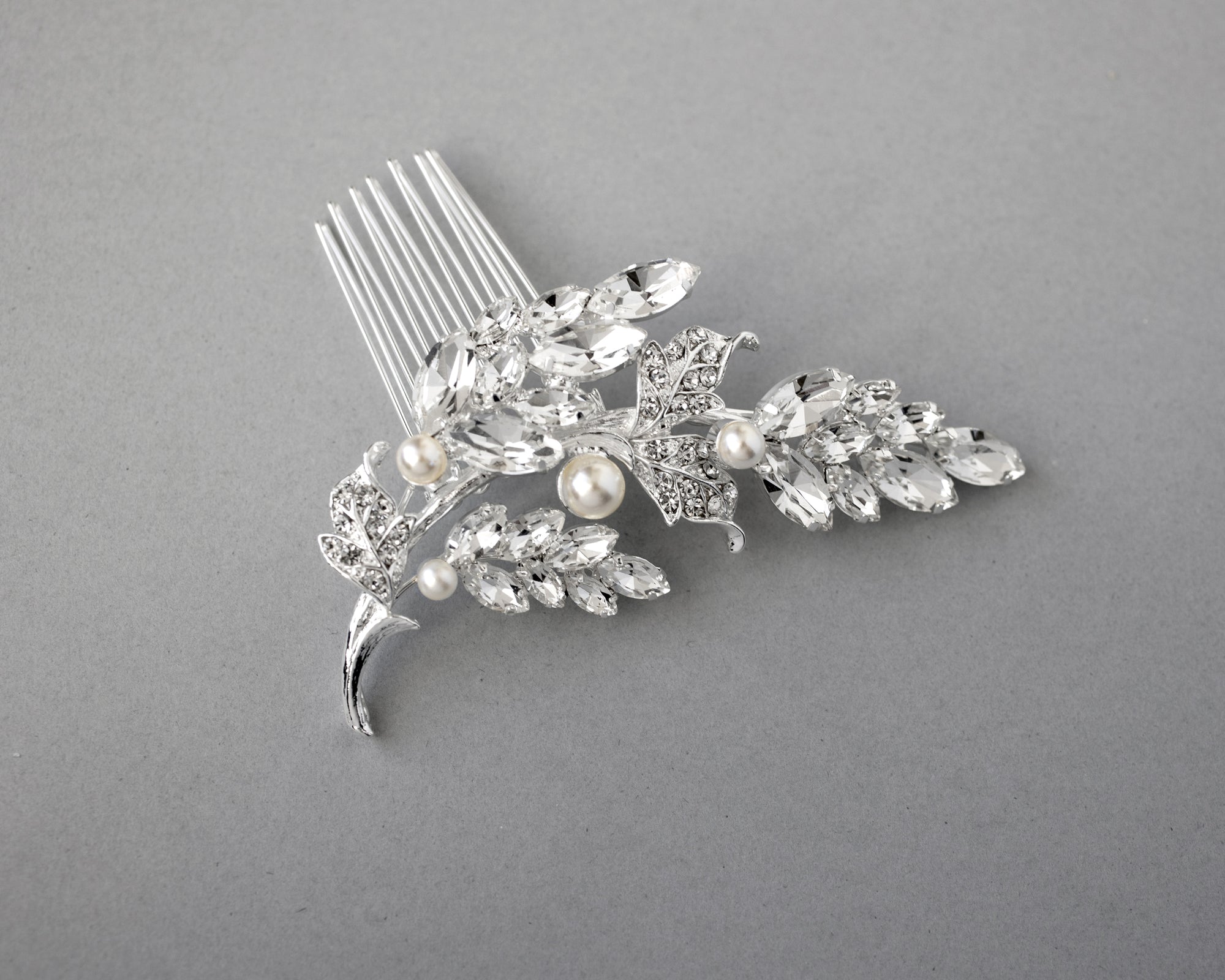 Hair Comb with Crystal Leaves and Pearls - Cassandra Lynne