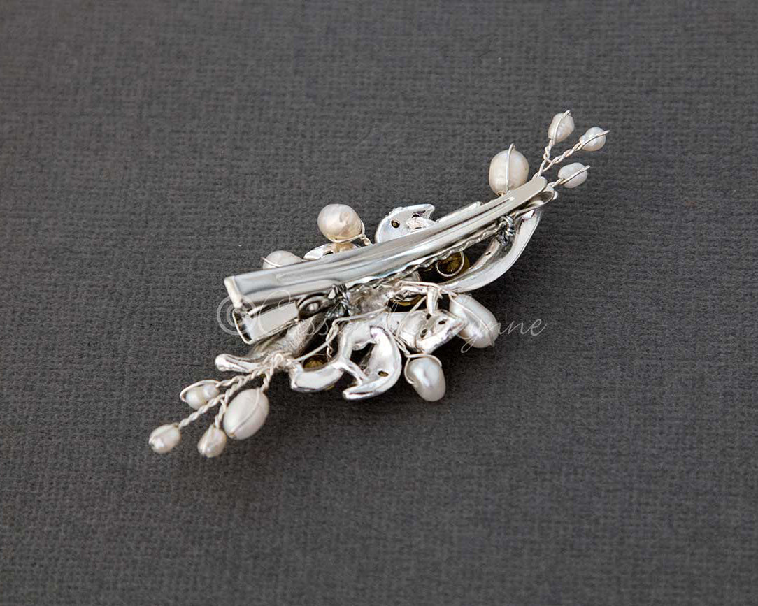 Small Gold Crystal and Pearl Floral Hair Clip - Cassandra Lynne