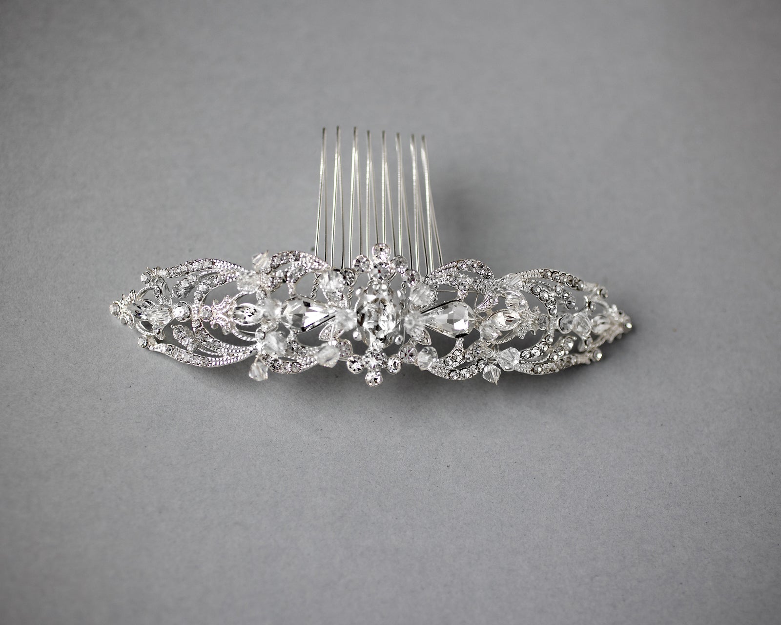 Bridal Hair Comb with Oval Jewel Center - Cassandra Lynne