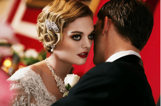 Design: Art Nouveau and Art Deco - Cassandra Lynne