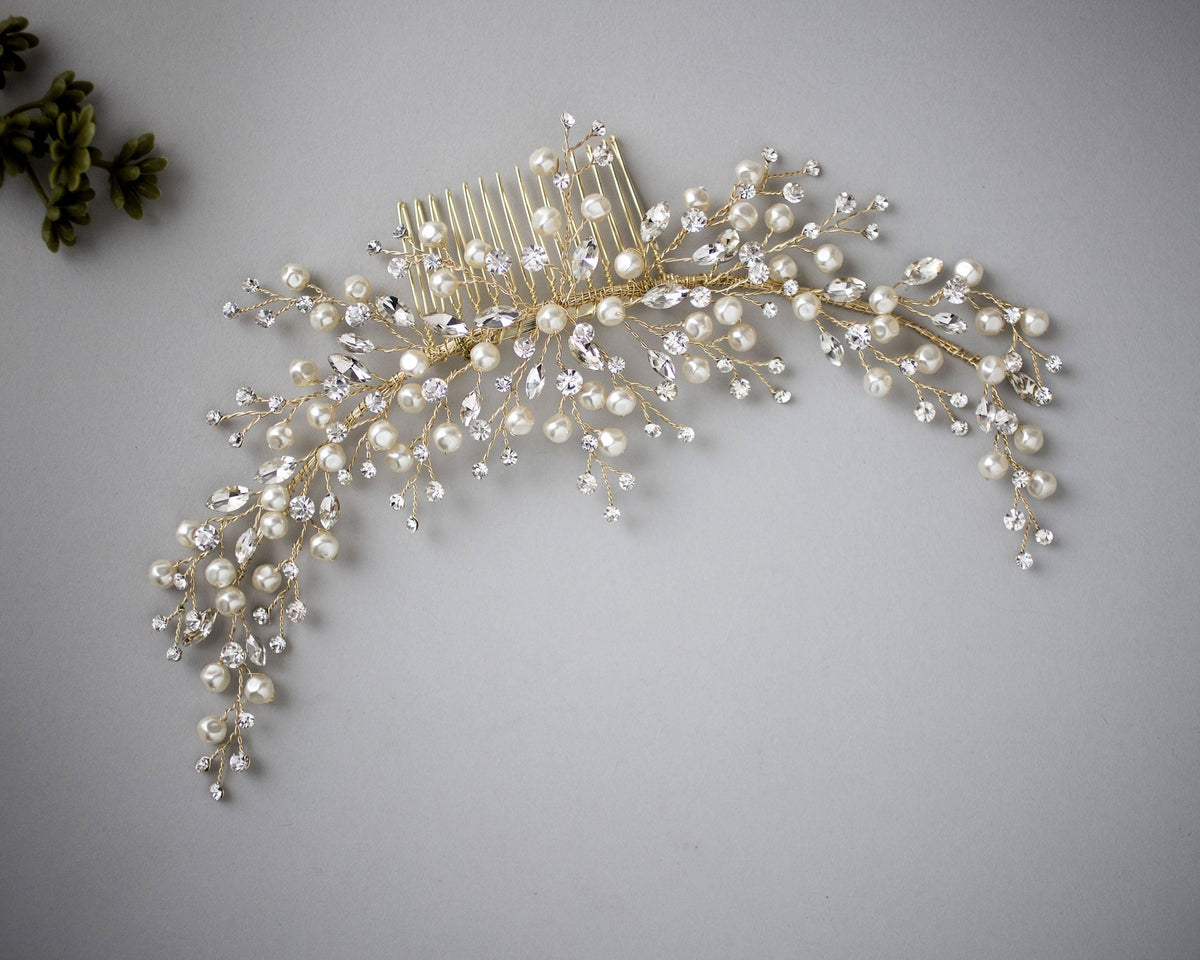 Vintage Whittall &Shon The Icing Bridal Headpiece New Old Stock Hear Comb Pearls Vintage 80s/90s Pearl Bead & Lace Floral Bridal Headpiece  main image 3
