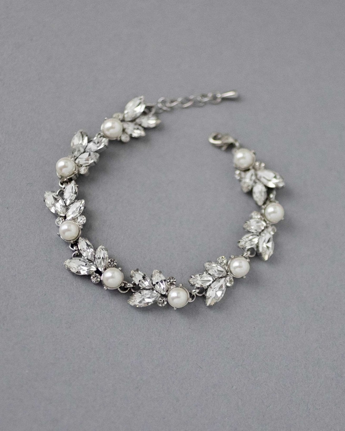 Bracelet of Pearl and Rhinestone Leaf - Bracelet - Cassandra Lynne
