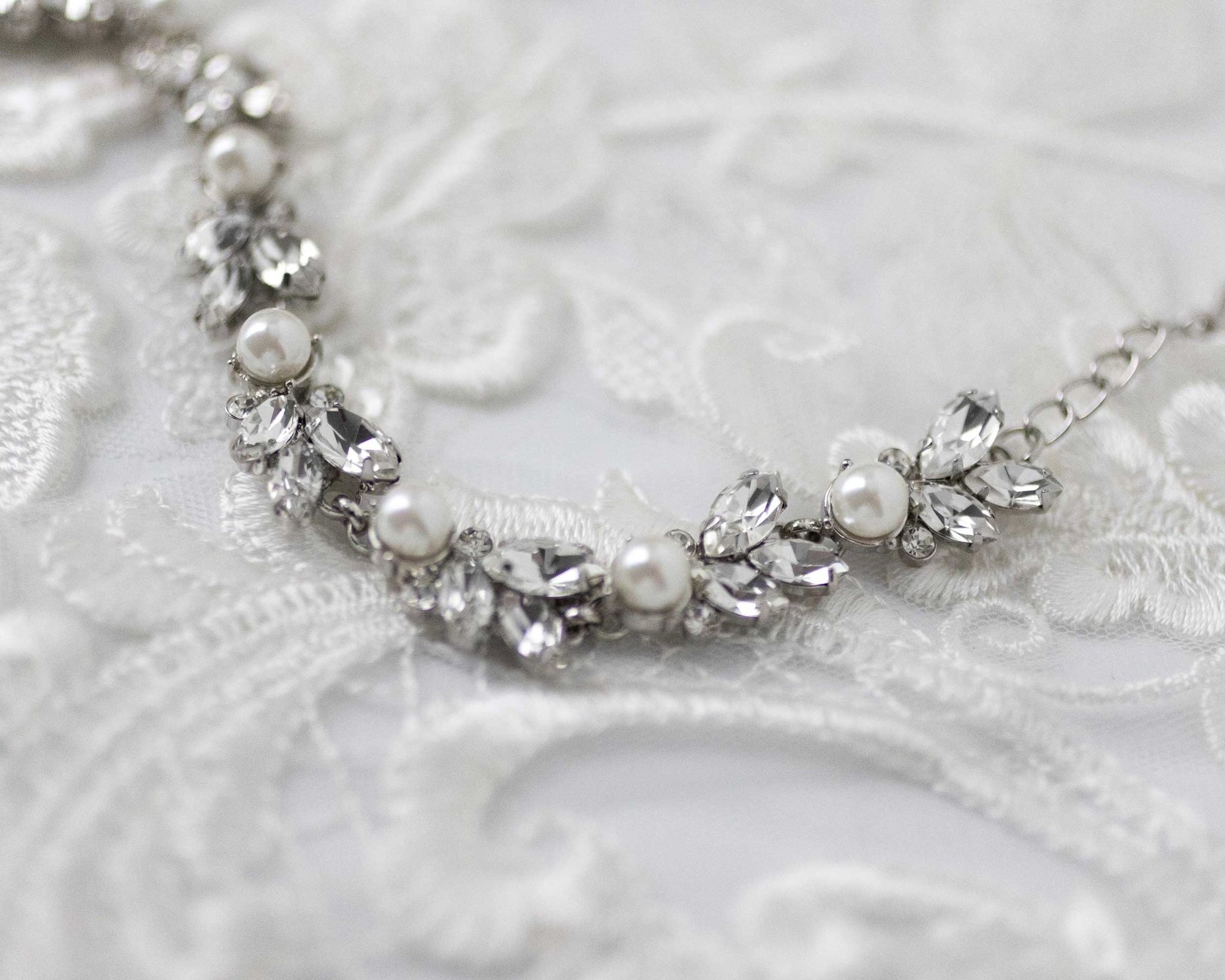 Bracelet of Pearl and Rhinestone Leaf - Bracelet - Cassandra Lynne