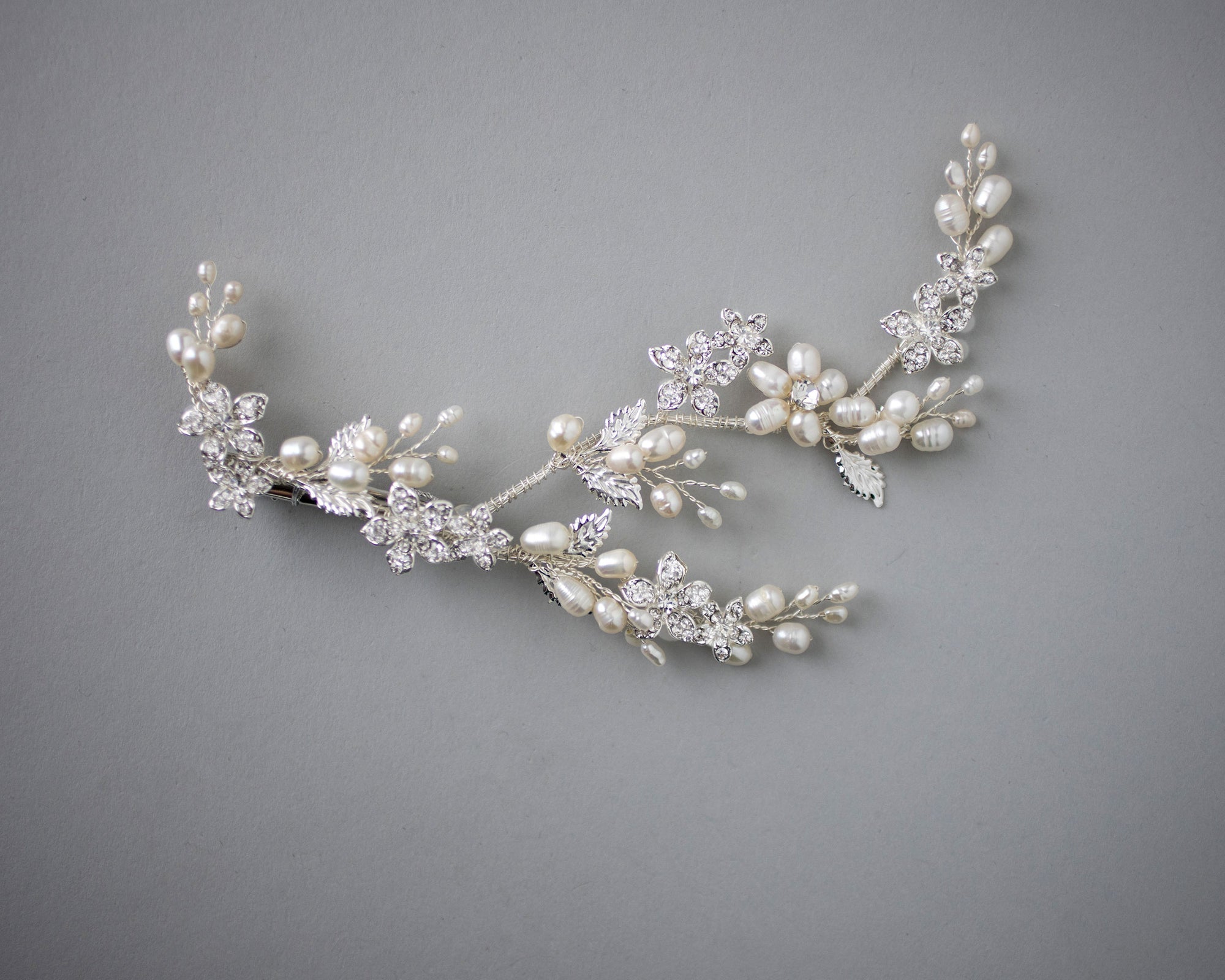 Pearl Bridal Vine Clip with Crystal Flowers - Cas