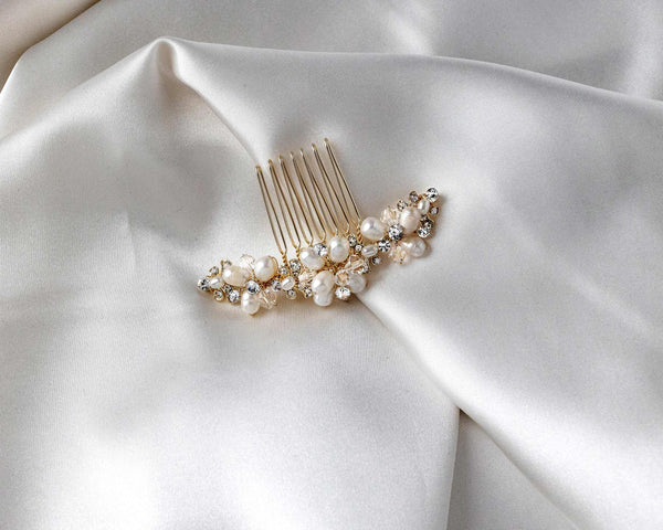 Cultured Pearl Crystal Comb for the Bride