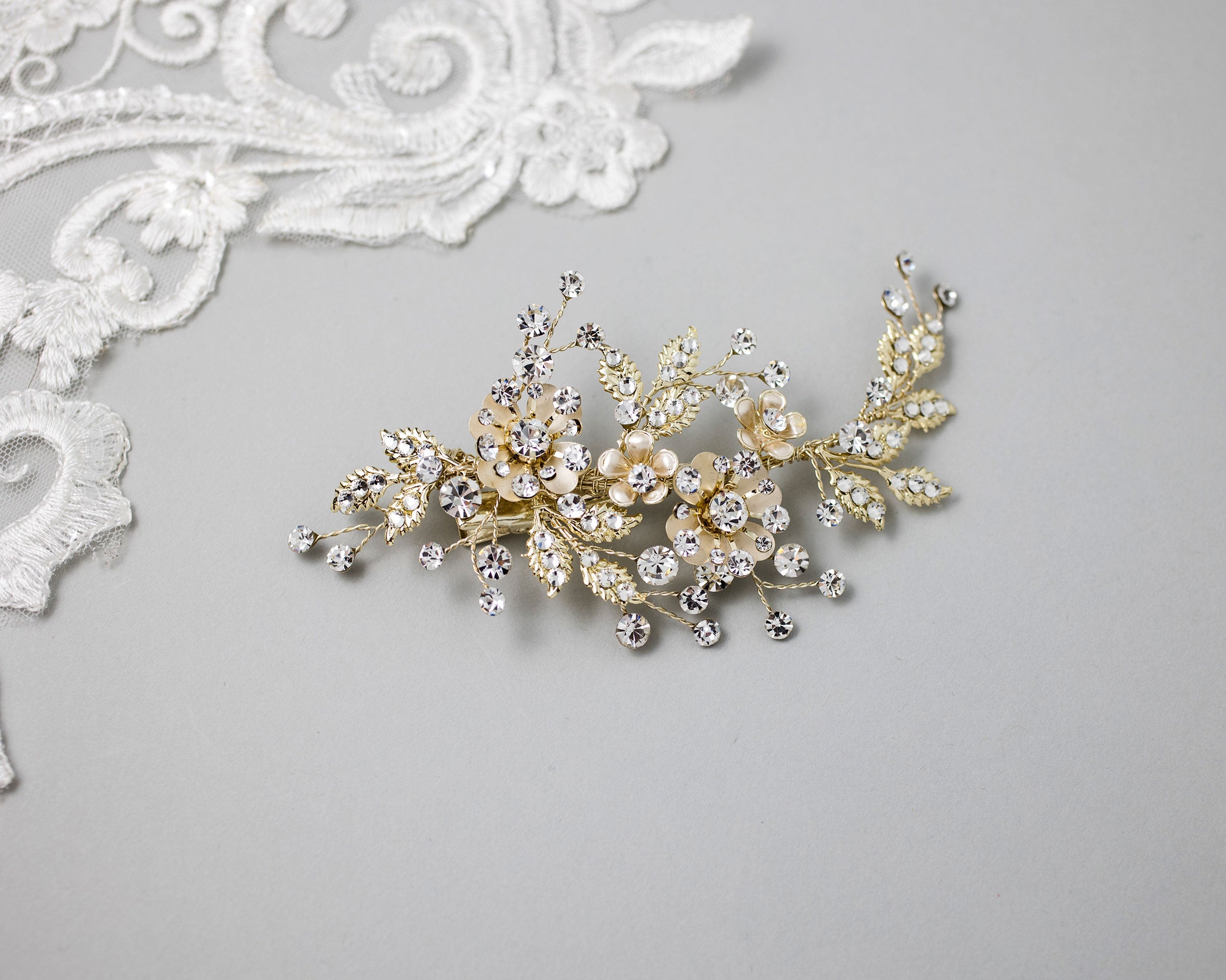 Wedding hair jewelry, golden bridal hair comb with pears & order leaves, bridal hair accessories