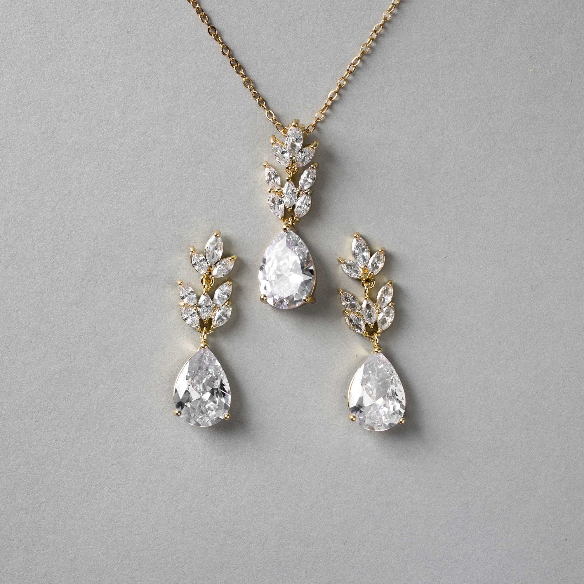 Marquise Water Drop Pendant Necklace Set