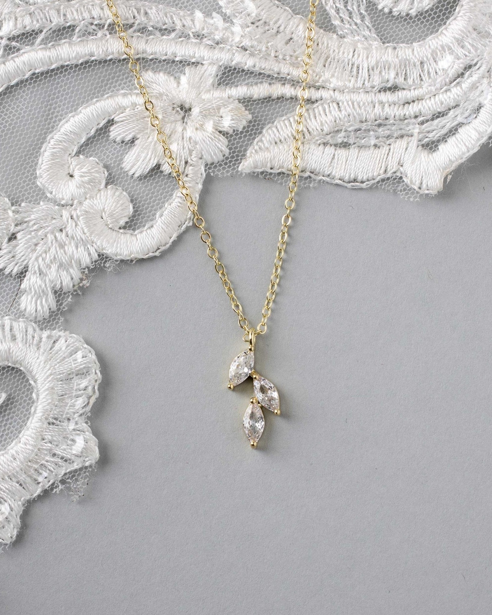 Dainty Leaf Pendant Necklace - Pendant - Cassandra Lynne