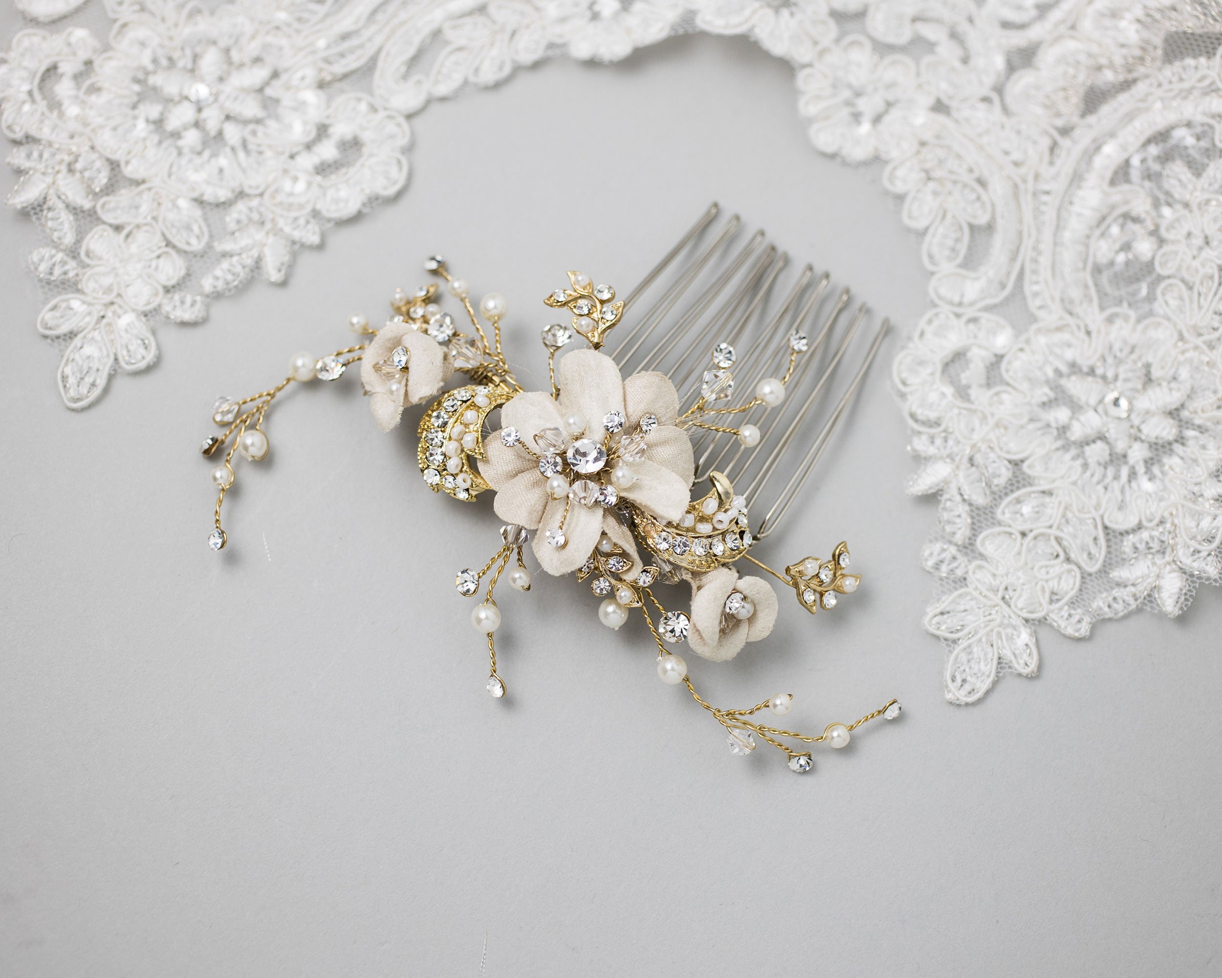 Ivory pearl bridal comb, store crystal bridal comb, bridal wedding clip, ivory wedding clip, , ivory pearl hair clip