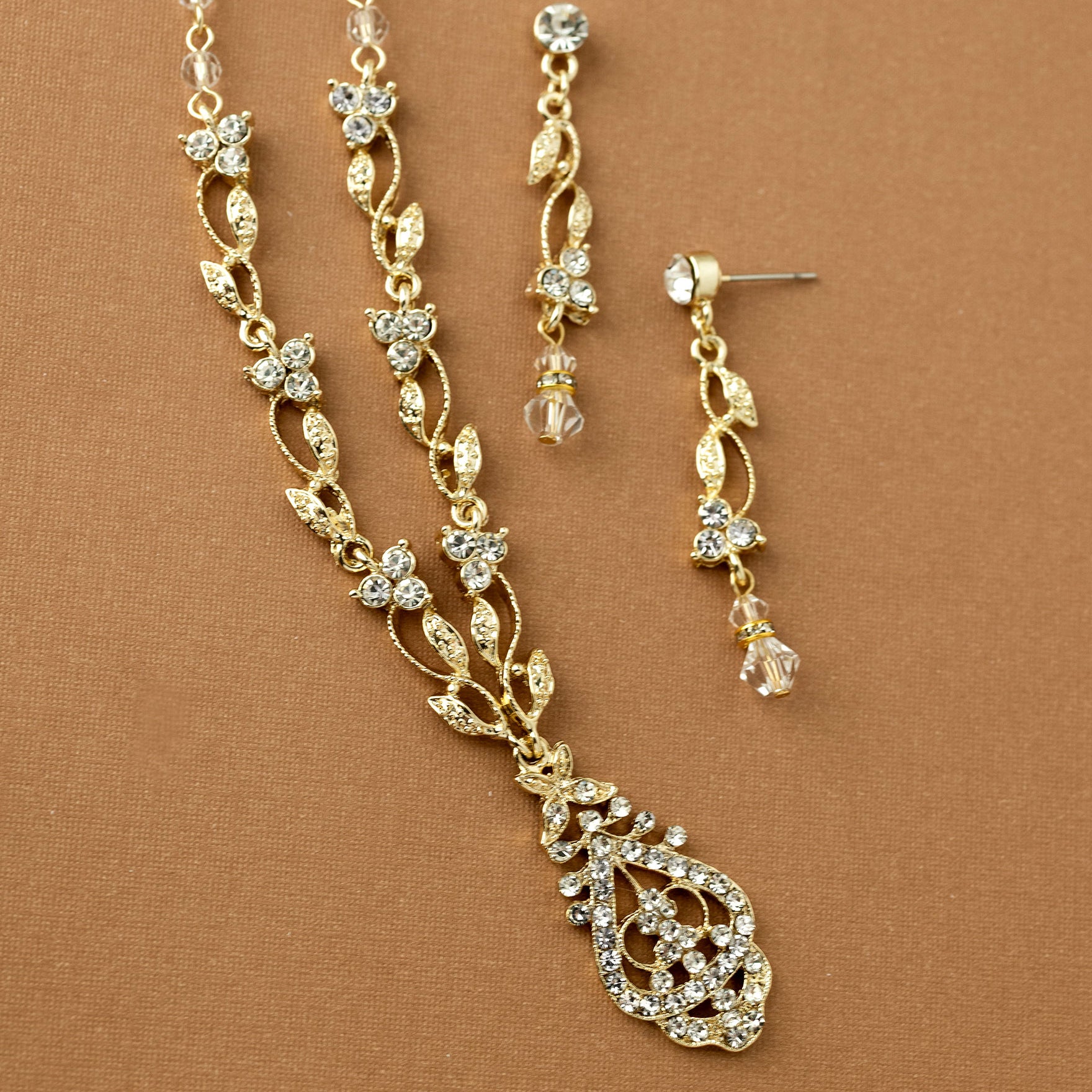 Vintage Drop and Vines Crystal Necklace Set Gold - Cassandra Lynne