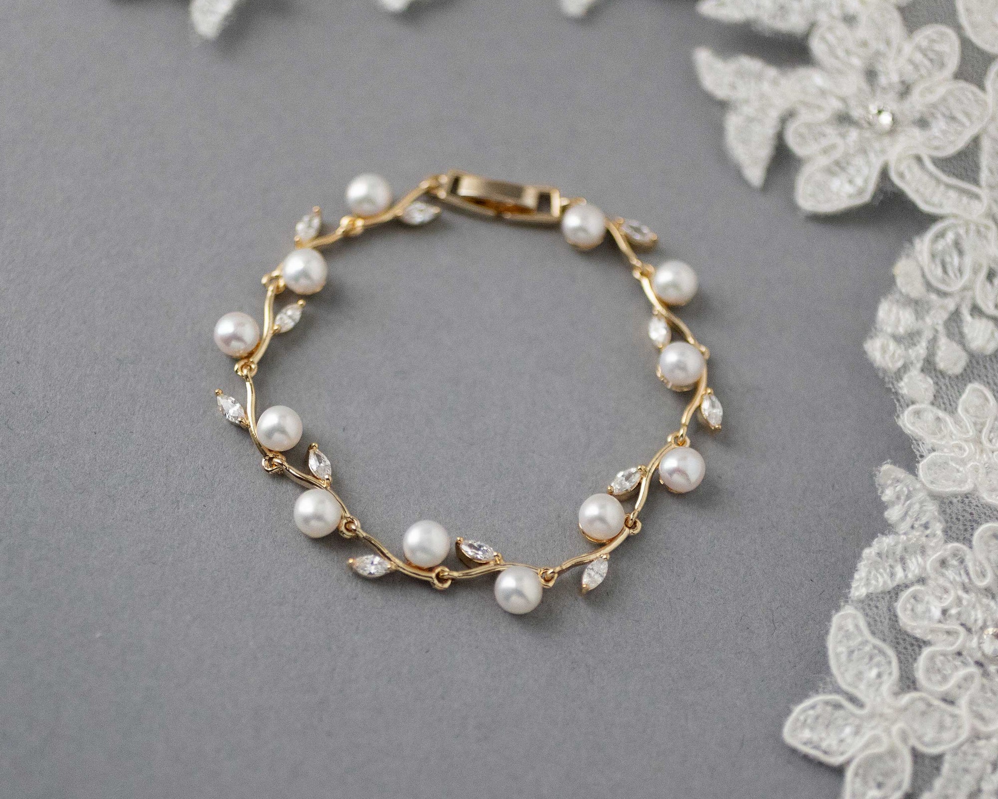 Freshwater Pearl and CZ Leaves Bracelet