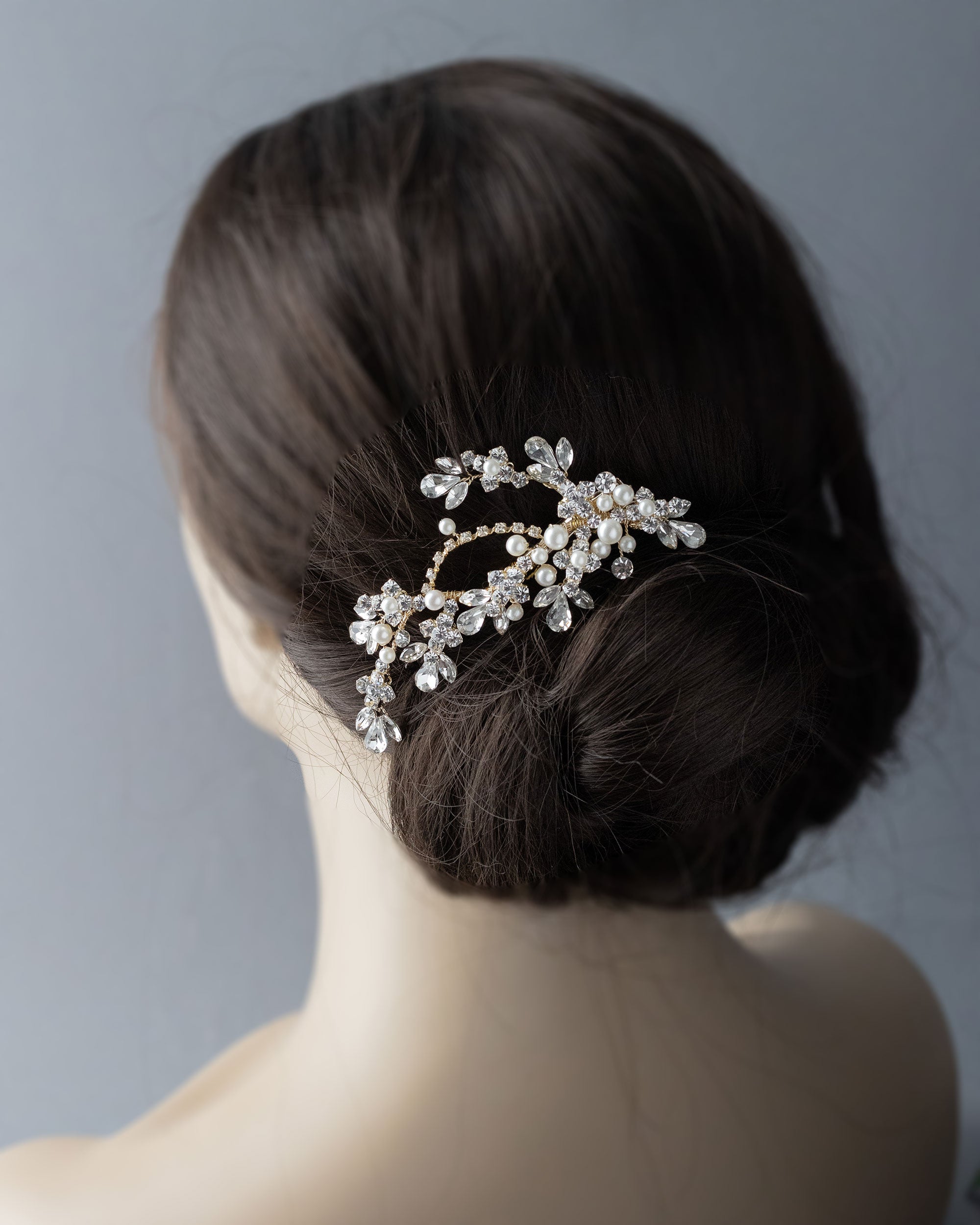 Matte Pearls and Flower Buds Gold Bridal Clip