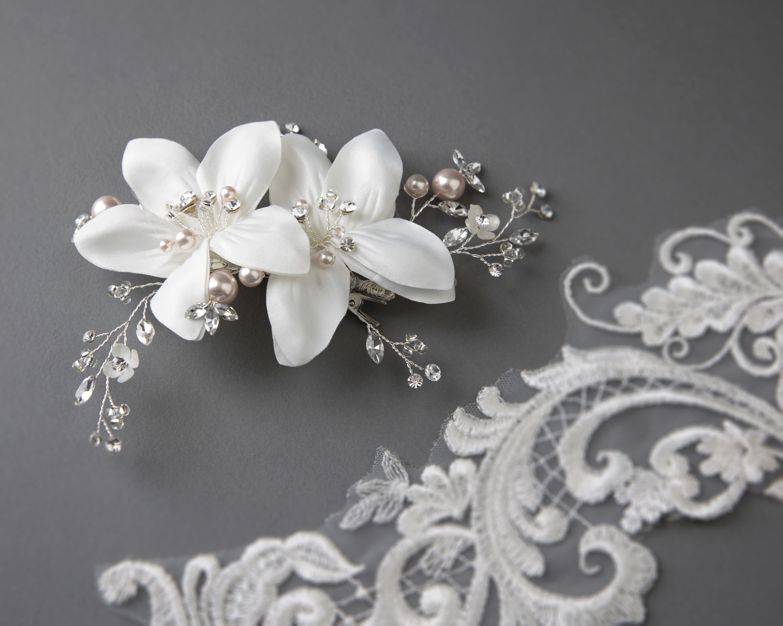DS Ivory Wedding Hair Flower with Light Blush Pearls