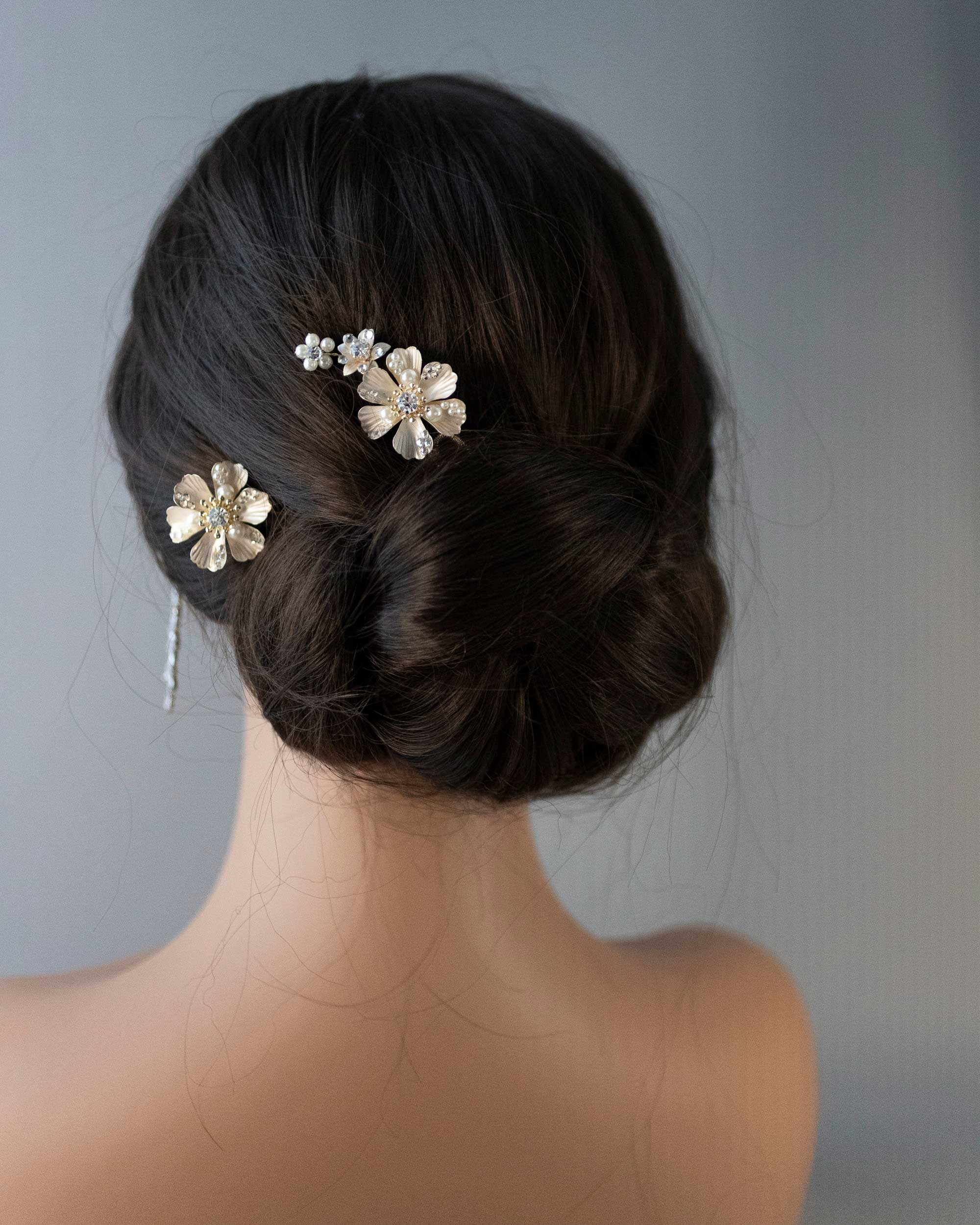 Matte Gold Flower Hair Pin Set