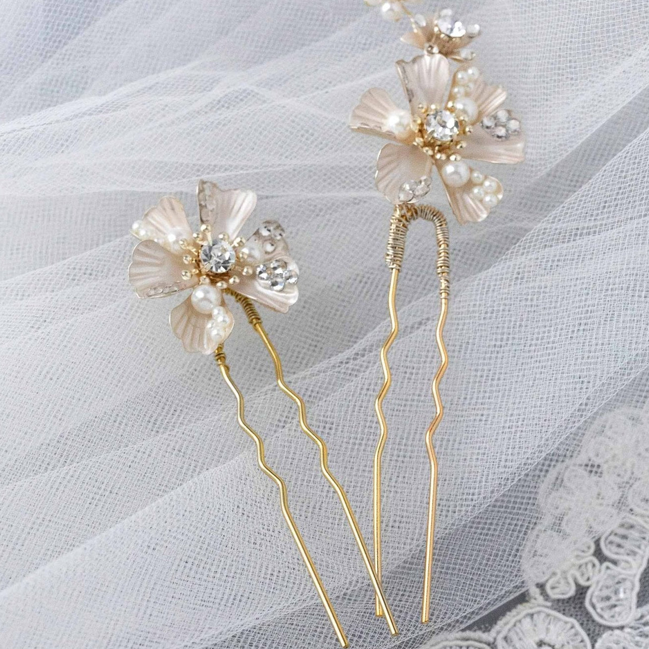 Matte Gold Flower Hair Pin Set - Hair Pins - Cassandra Lynne