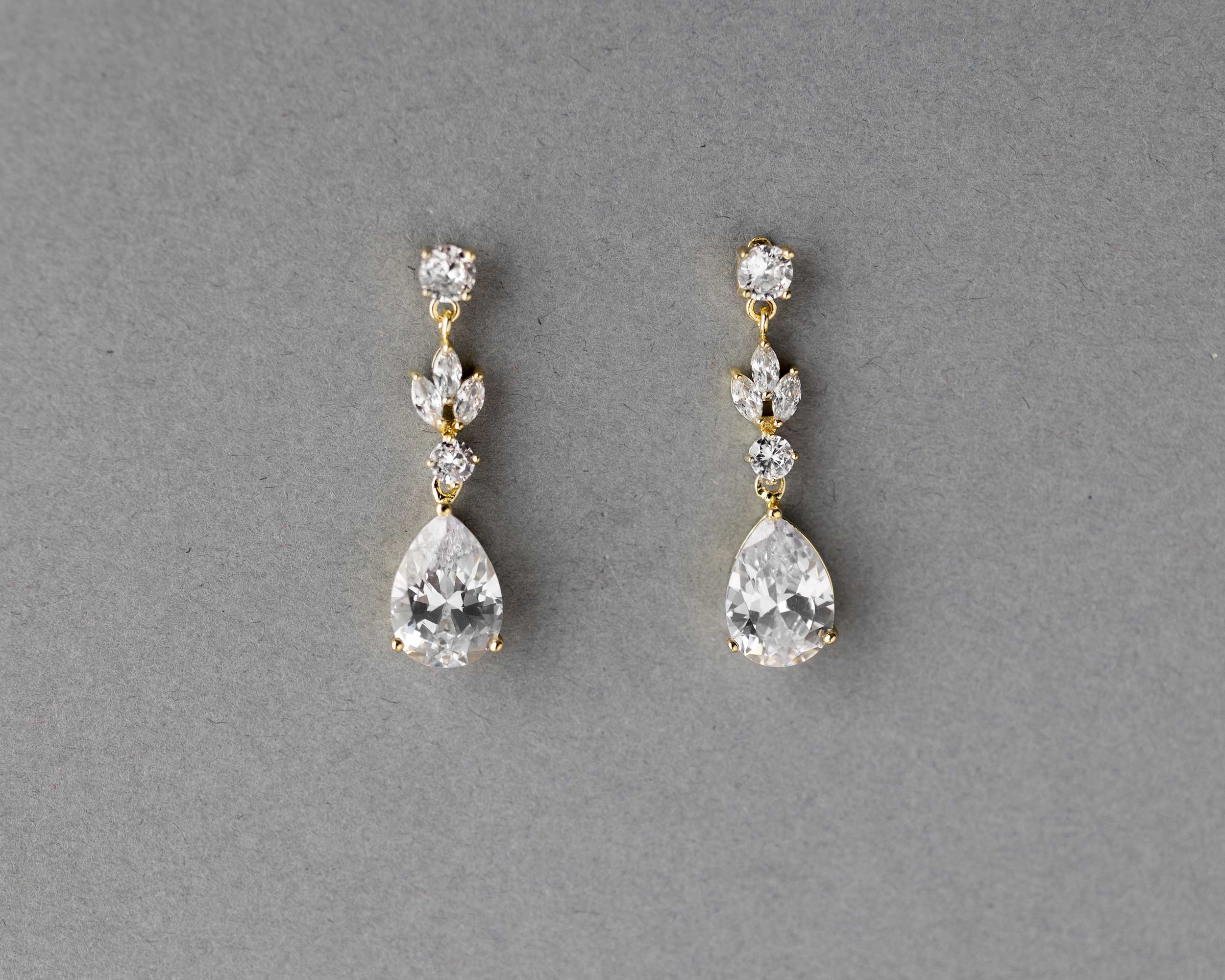[leeENoir] 韓国アクセ☆925silver☆Round Rose Earring CZ Pear Drop Bridal Earrings - Cassandra Lynne