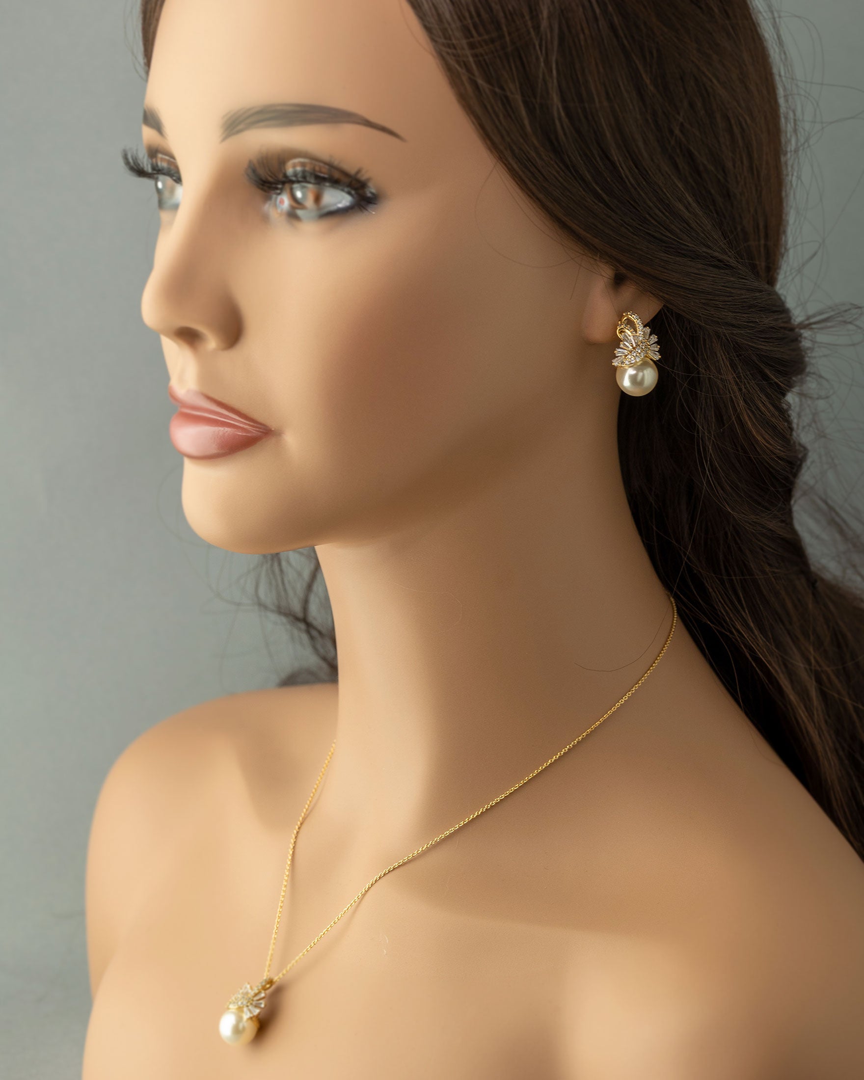 Pearl and CZ Wedding Jewelry Pendant Set