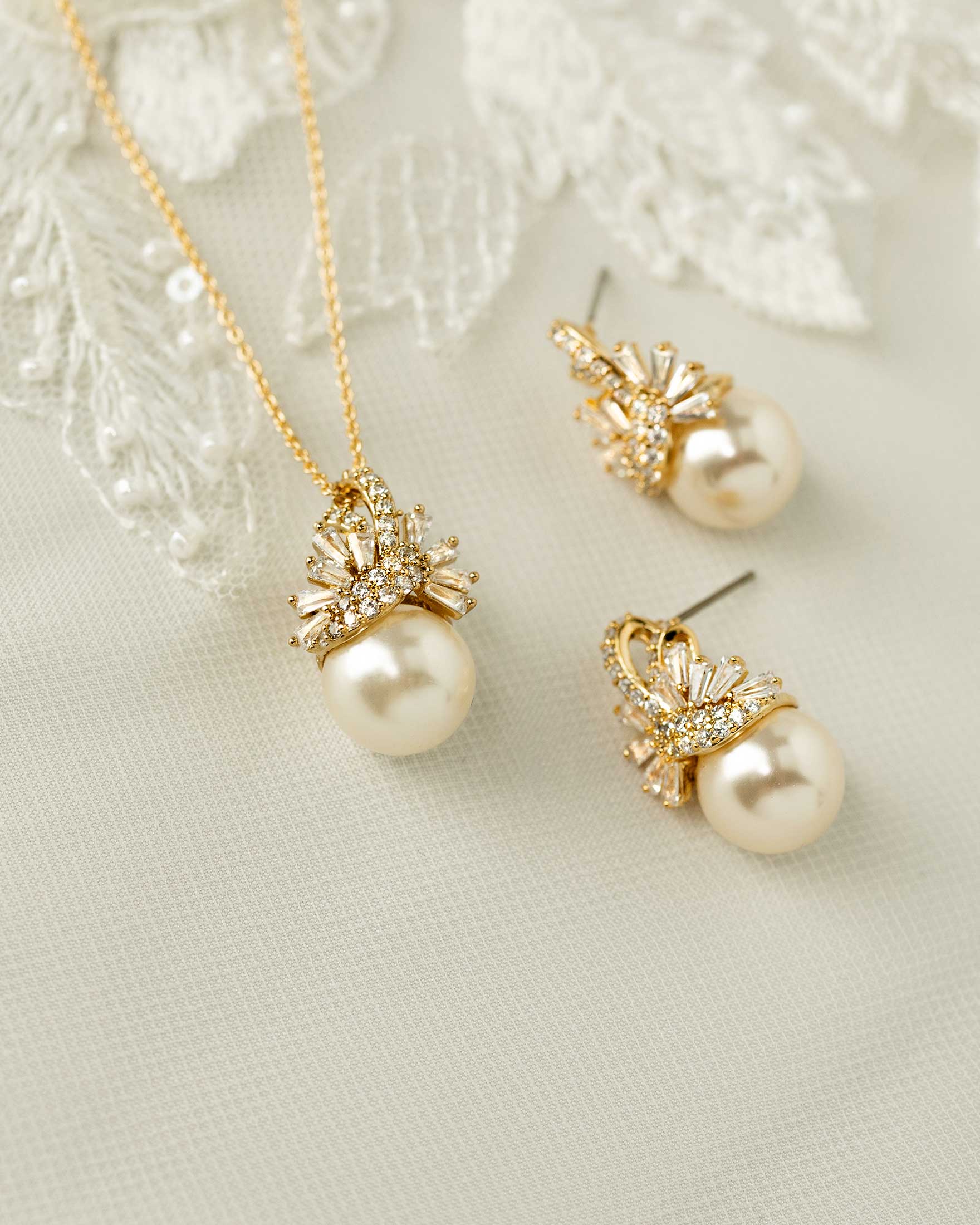 Pearl and CZ Wedding Jewelry Pendant Set