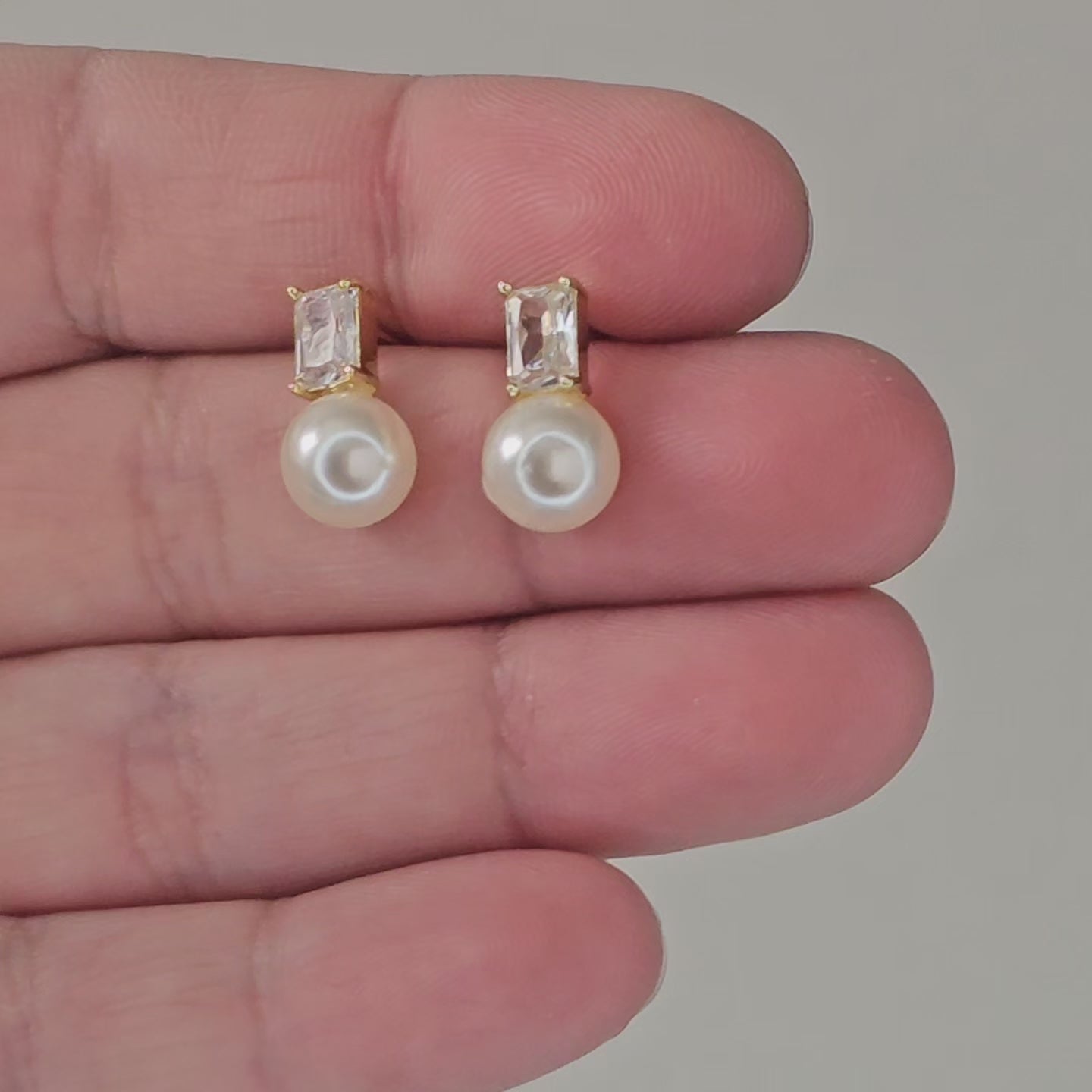 Ivory pearl stud earrings video