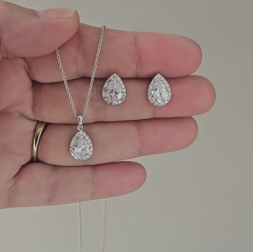 Classic bridal necklace and earrings video