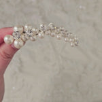 Wedding hair Clip of Simple Pearl Flowers
