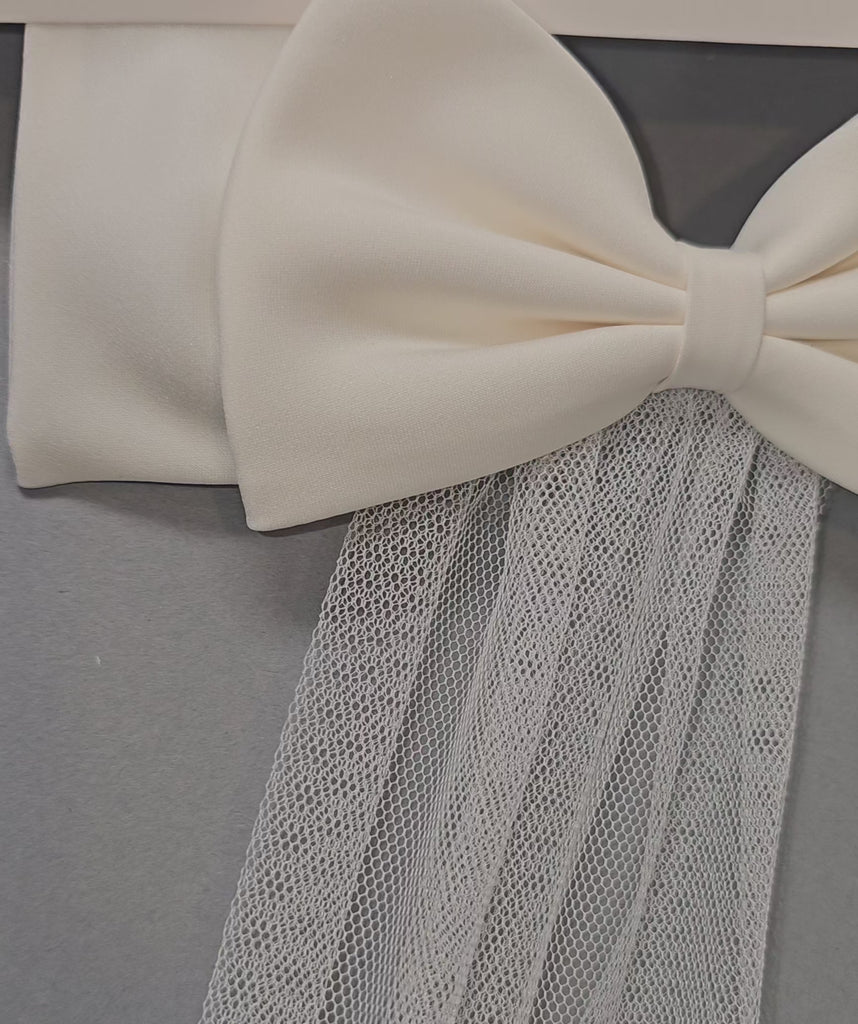 Bow Accented Wedding Veil Ivory