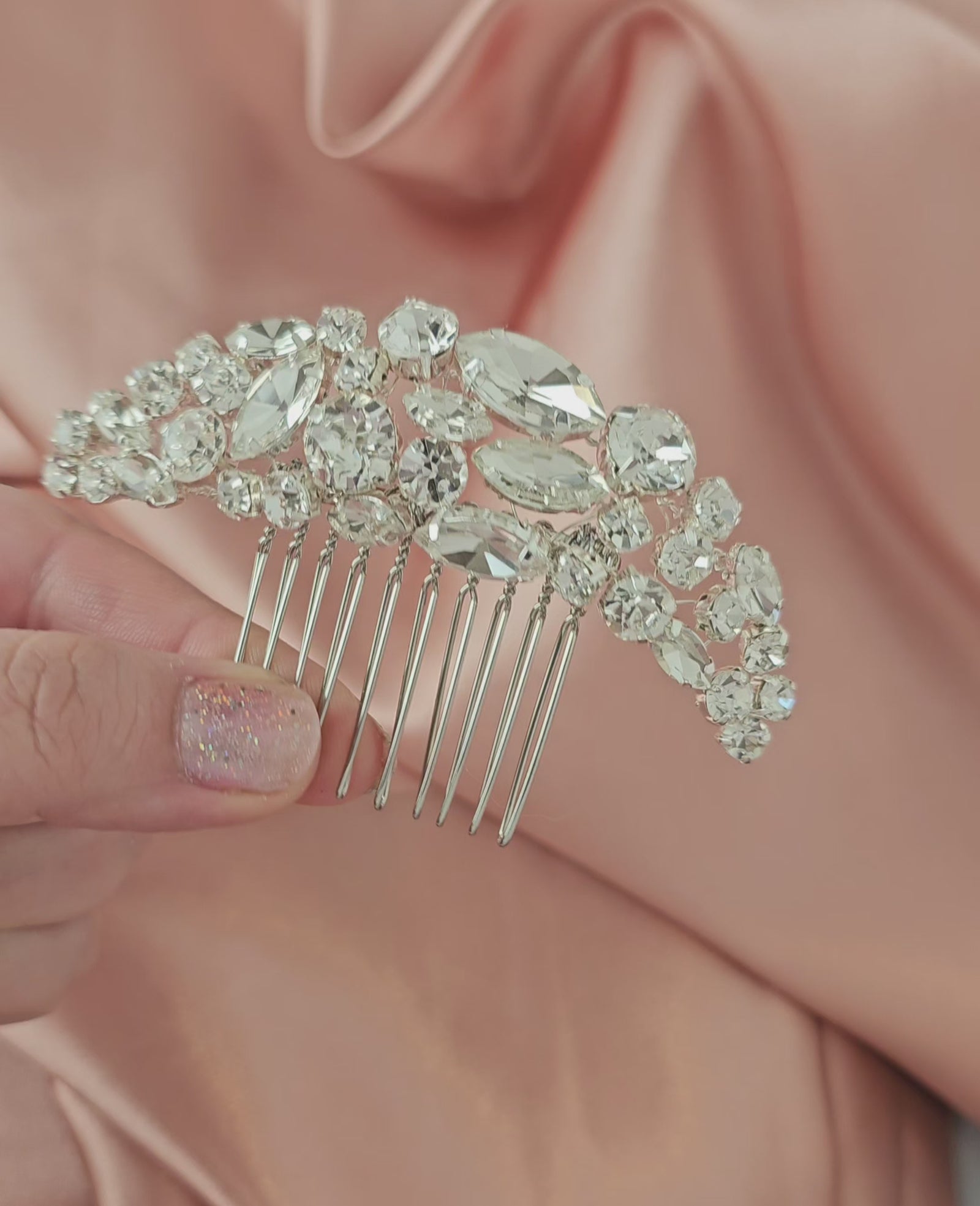 Glamorous Bridal Hair Comb with Multi Rhinestones