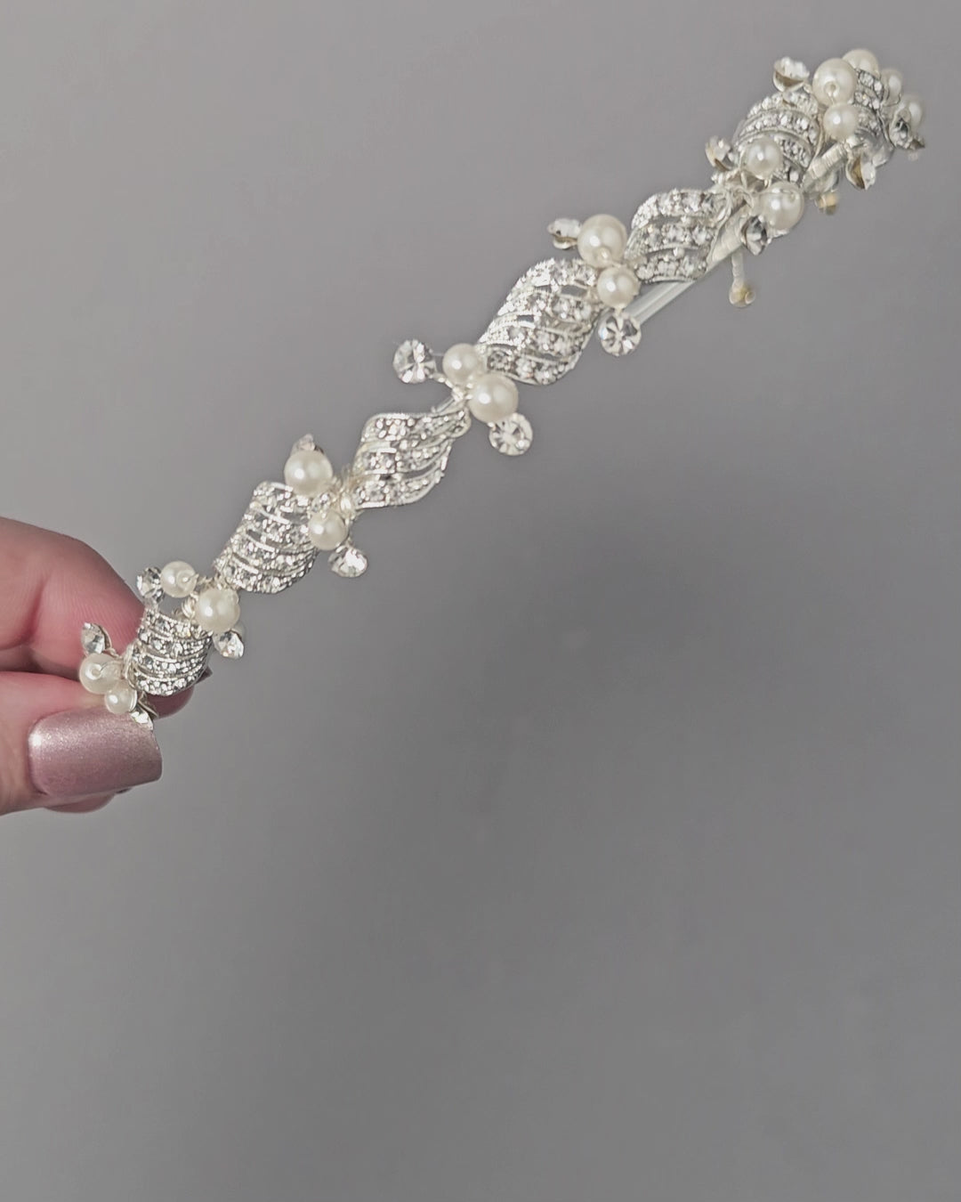 Simple Twisted Pearl Tiara