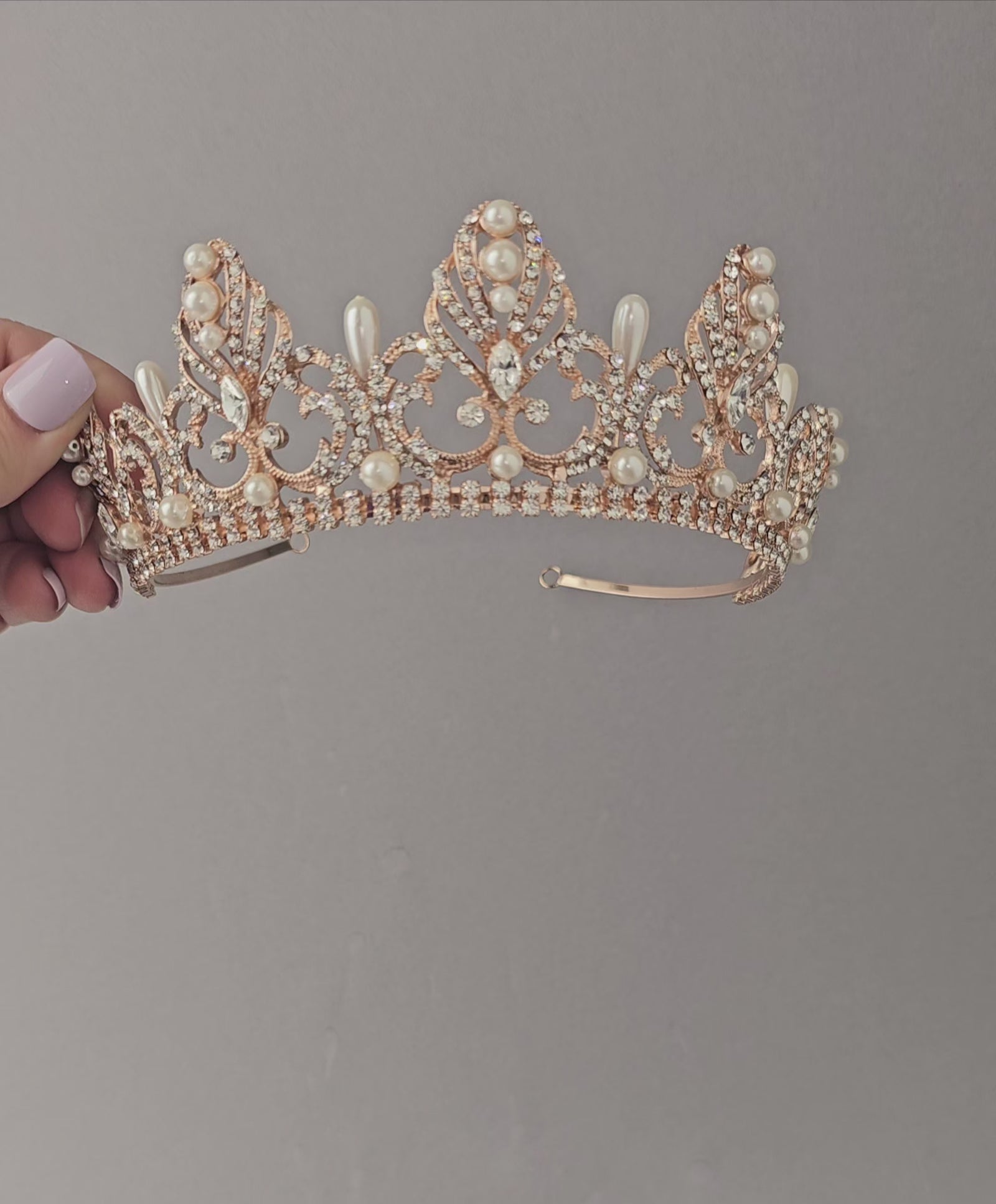 Rose Gold Regal Tiara of Tiara Drop Pearls