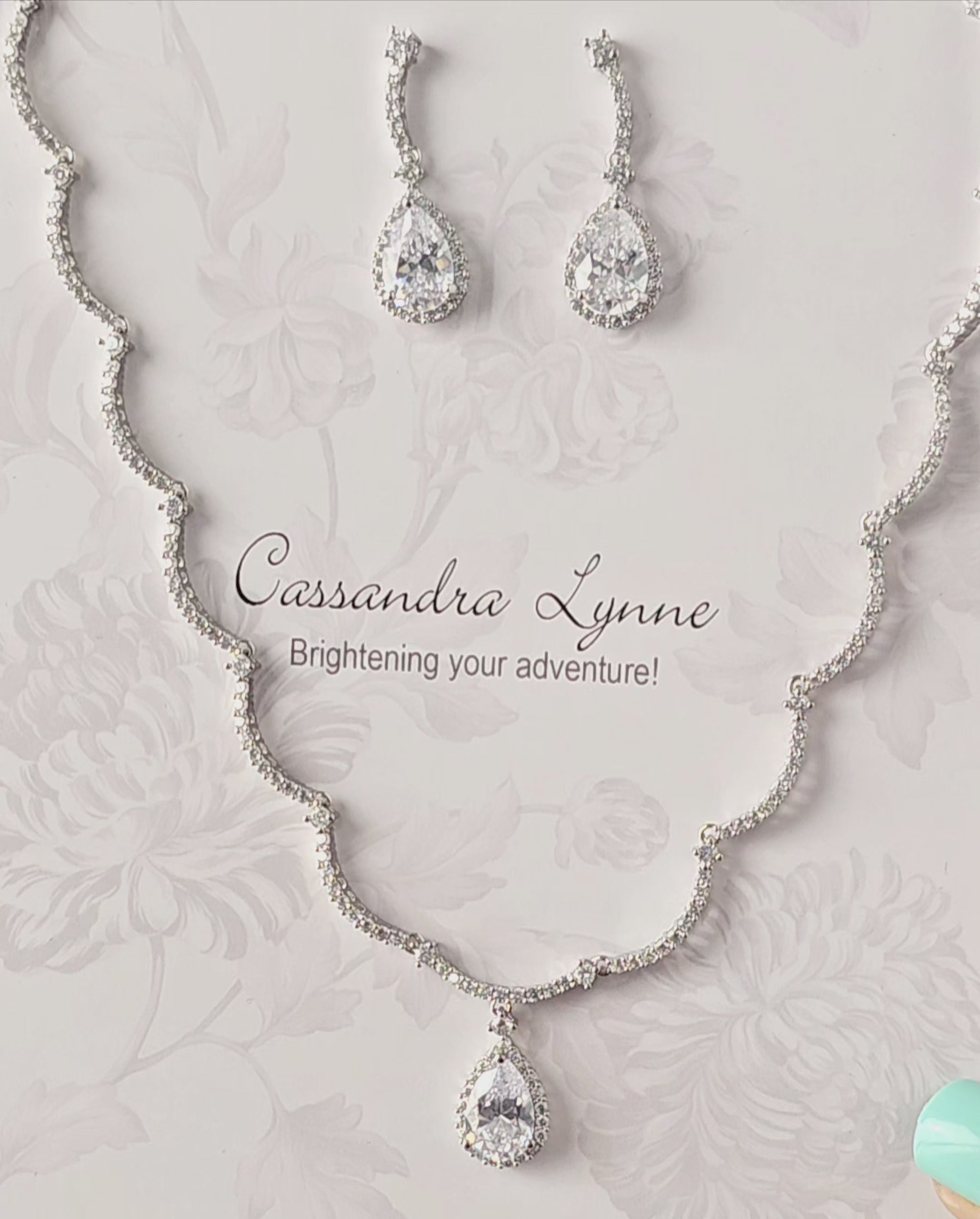 CZ Scalloped Dainty Bridal Neckalce