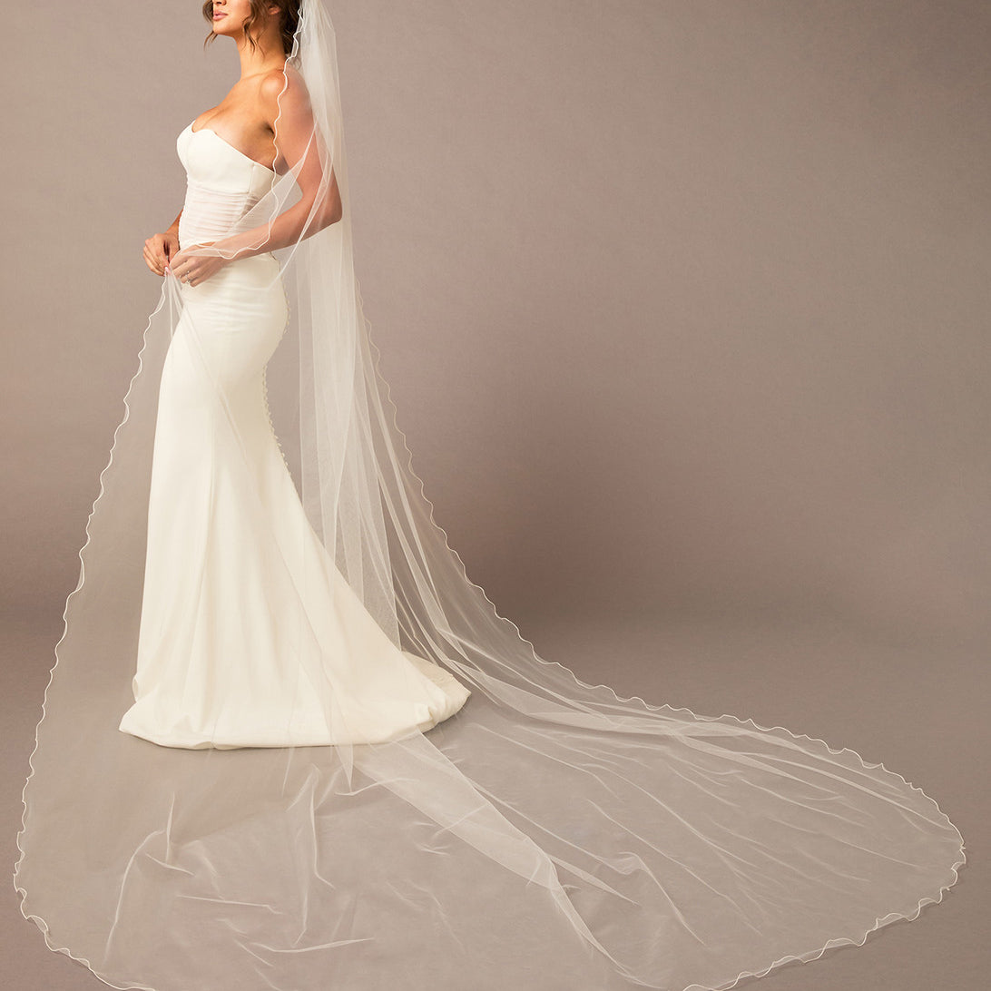 Royal Cathedral Wavy Pencil Edge Bridal Veil - Cassandra Lynne