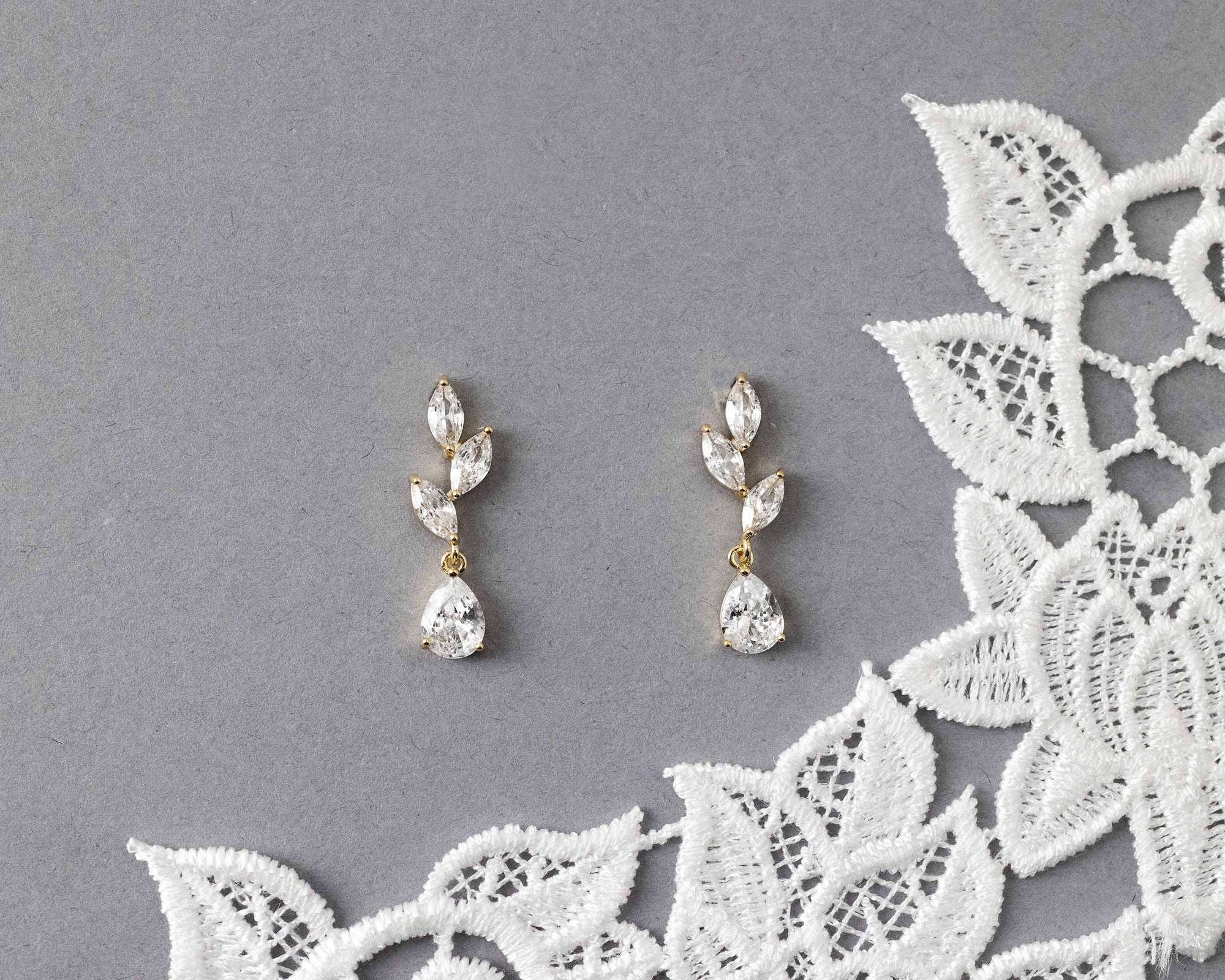 Leaf Pear Drop CZ Pendant & Earrings