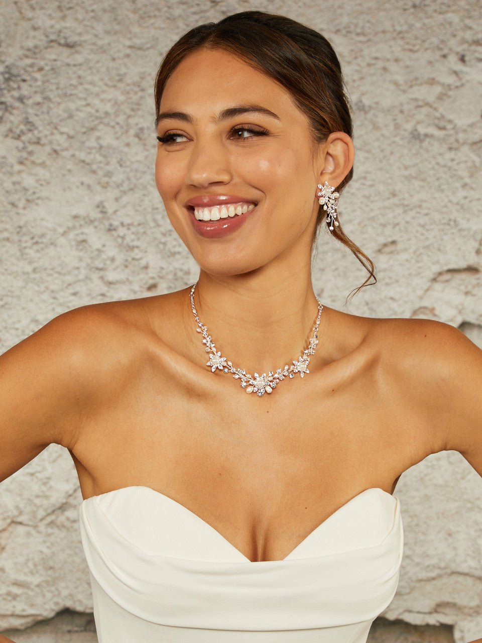 Star Flower Dainty Necklace Set with Pearls - Necklace Set - Cassandra Lynne