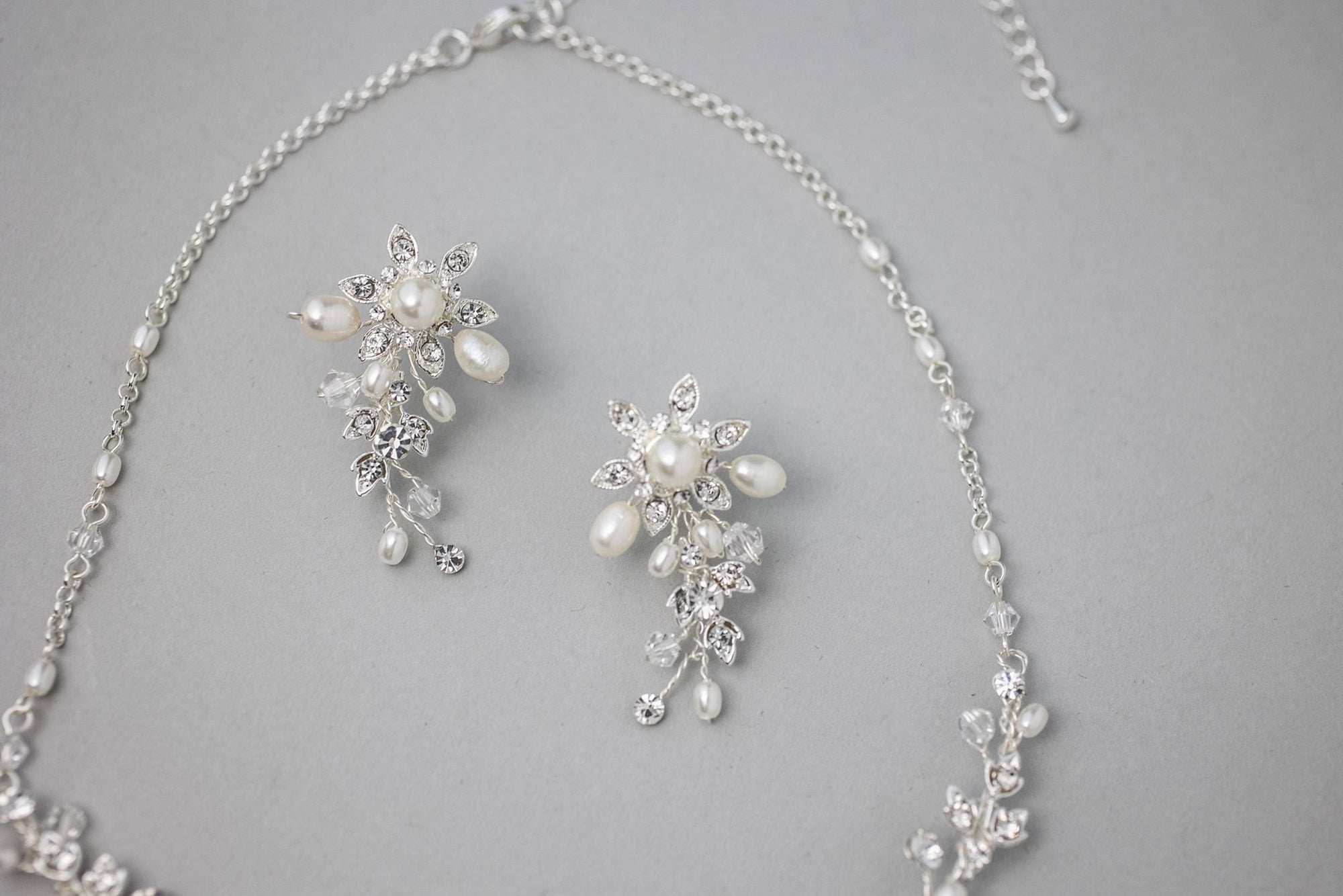 Star Flower Dainty Necklace Set with Pearls - Necklace Set - Cassandra Lynne