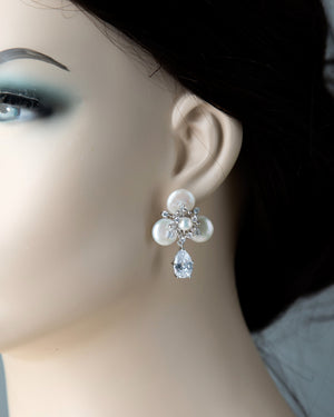 pearl flower wedding earrings with cz jewels