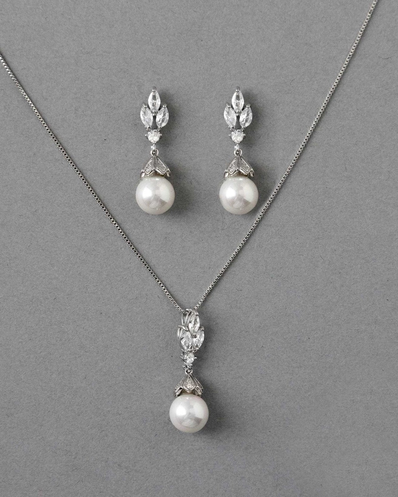 Vintage Inspired Pearl Pendant Necklace Set - Pendant - Cassandra Lynne