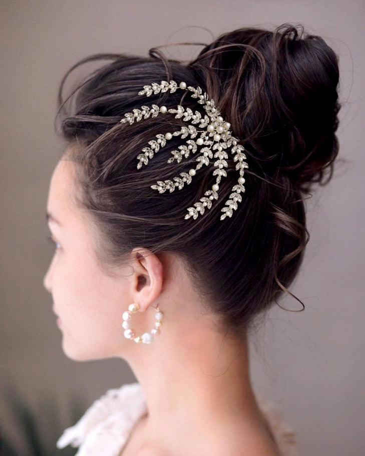 Bridal Hair Comb with Ivory Pearls in Silver