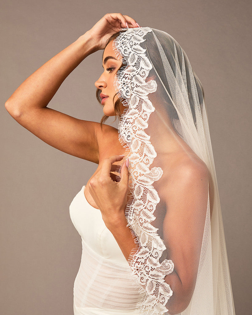 Luxe Tulle Lace Mantilla Cathedral Bridal Veil