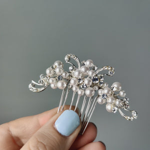 Small Silver Swirls and White Pearl Comb
