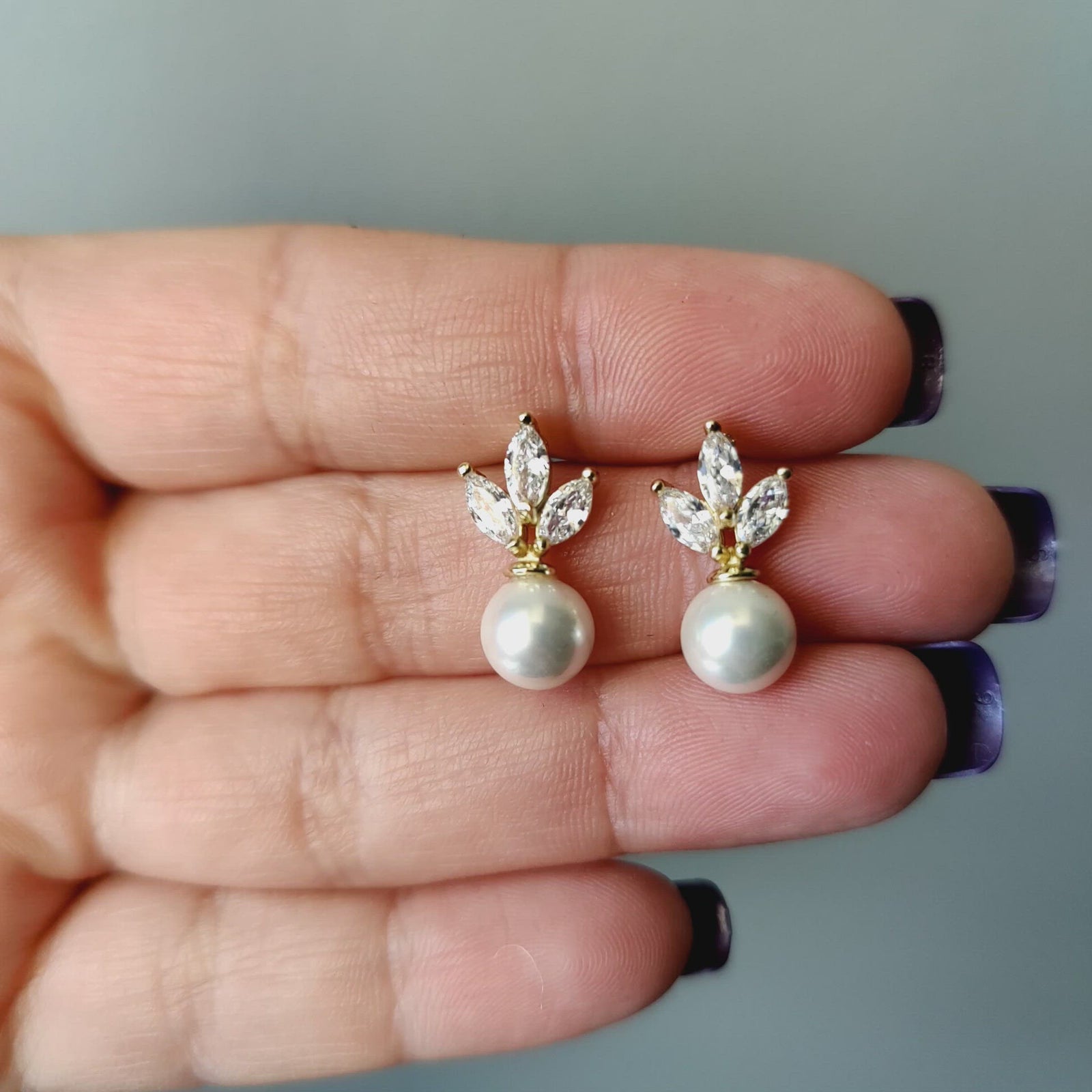 Pearl stud wedding earrings