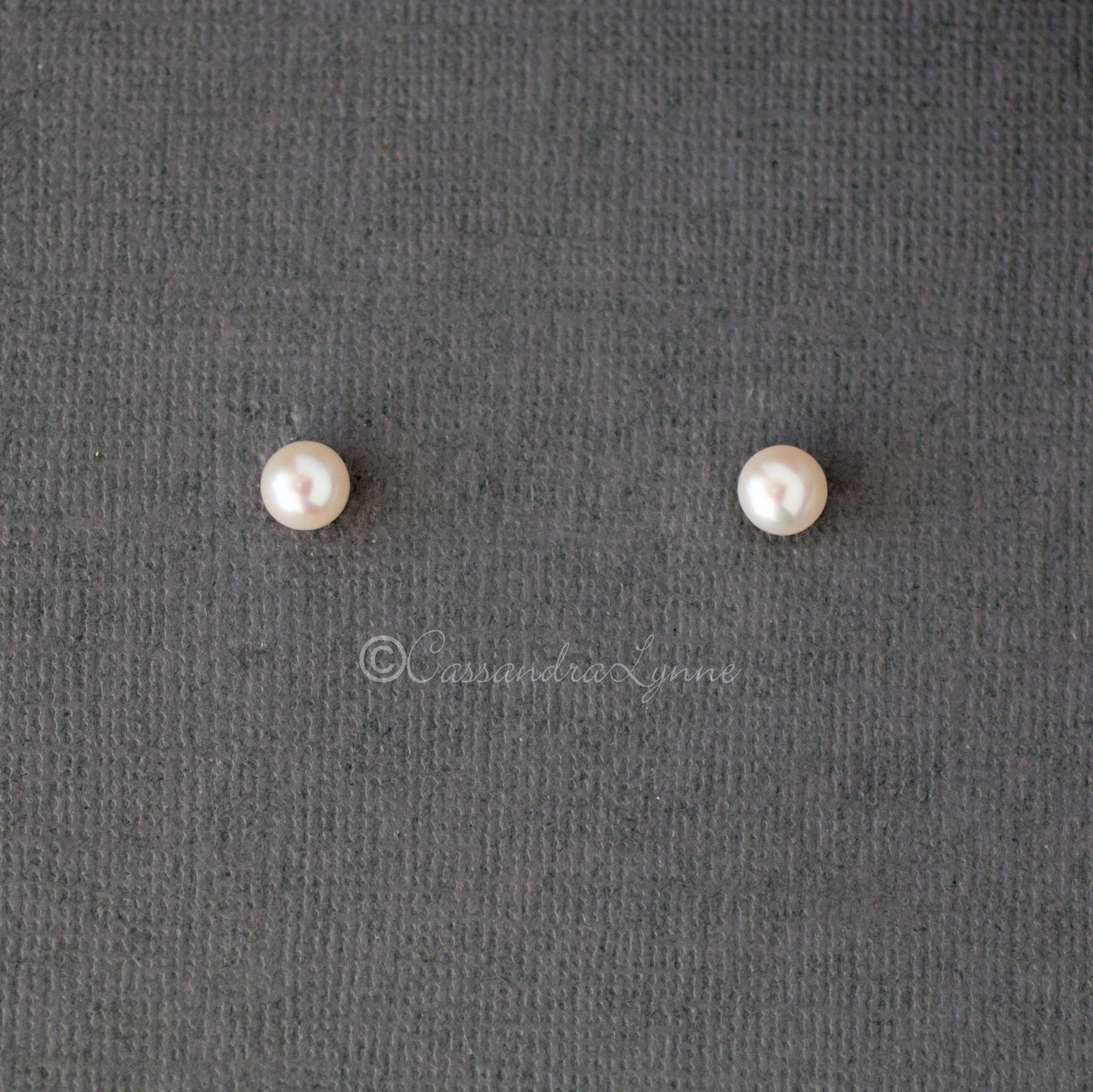 6MM Freshwater Pearl Stud Earrings