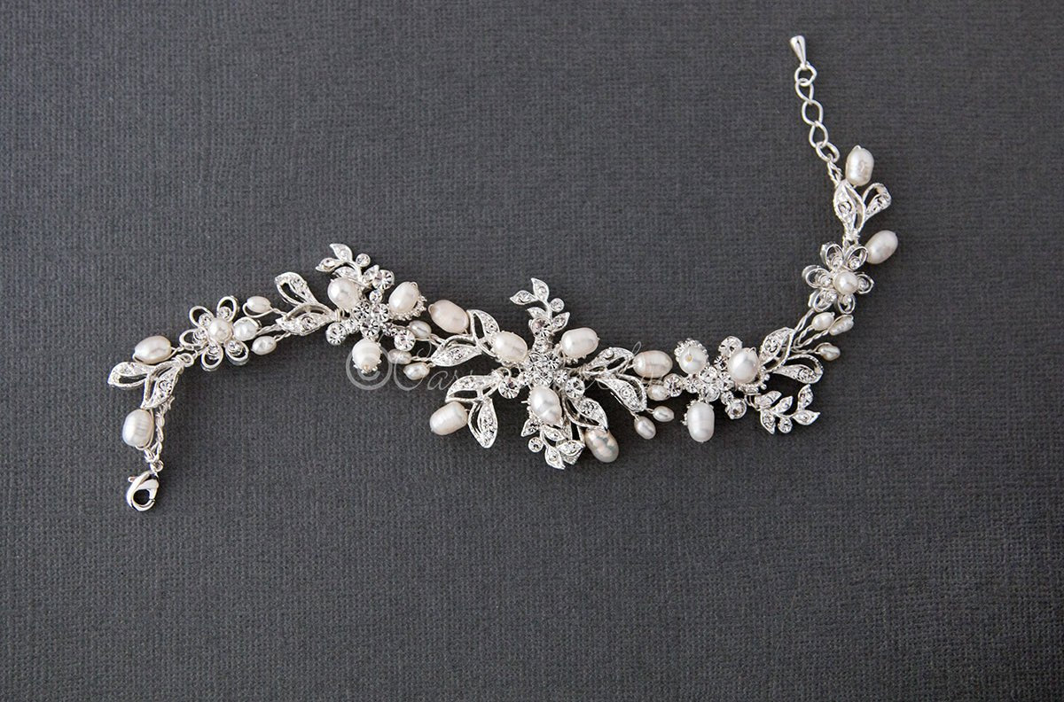 Beach Wedding Pearl Bridal Bracelet with Crystals