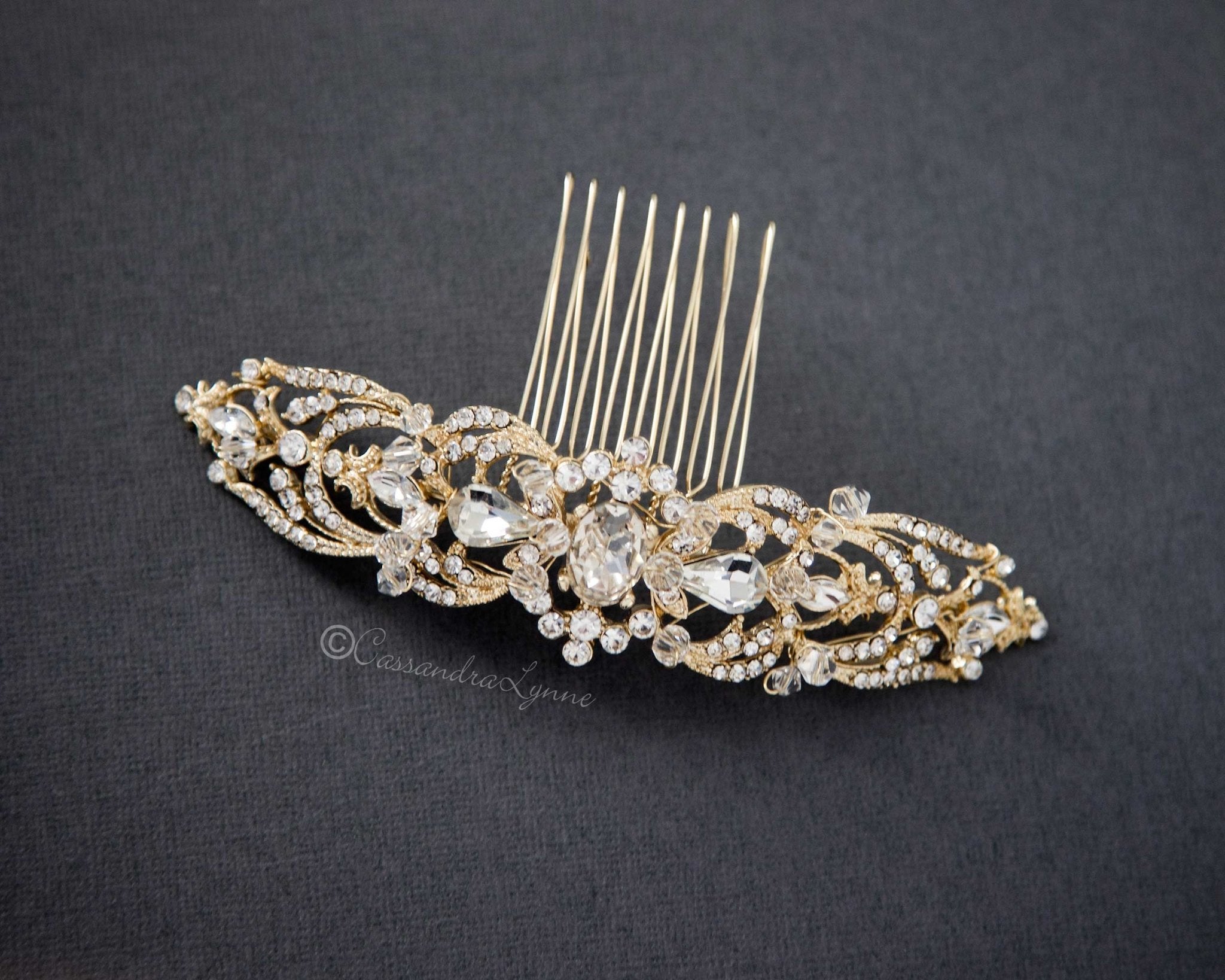 Zinnia Bridal Hair Comb with Full Pavé Crystal and Art-deco Detailing