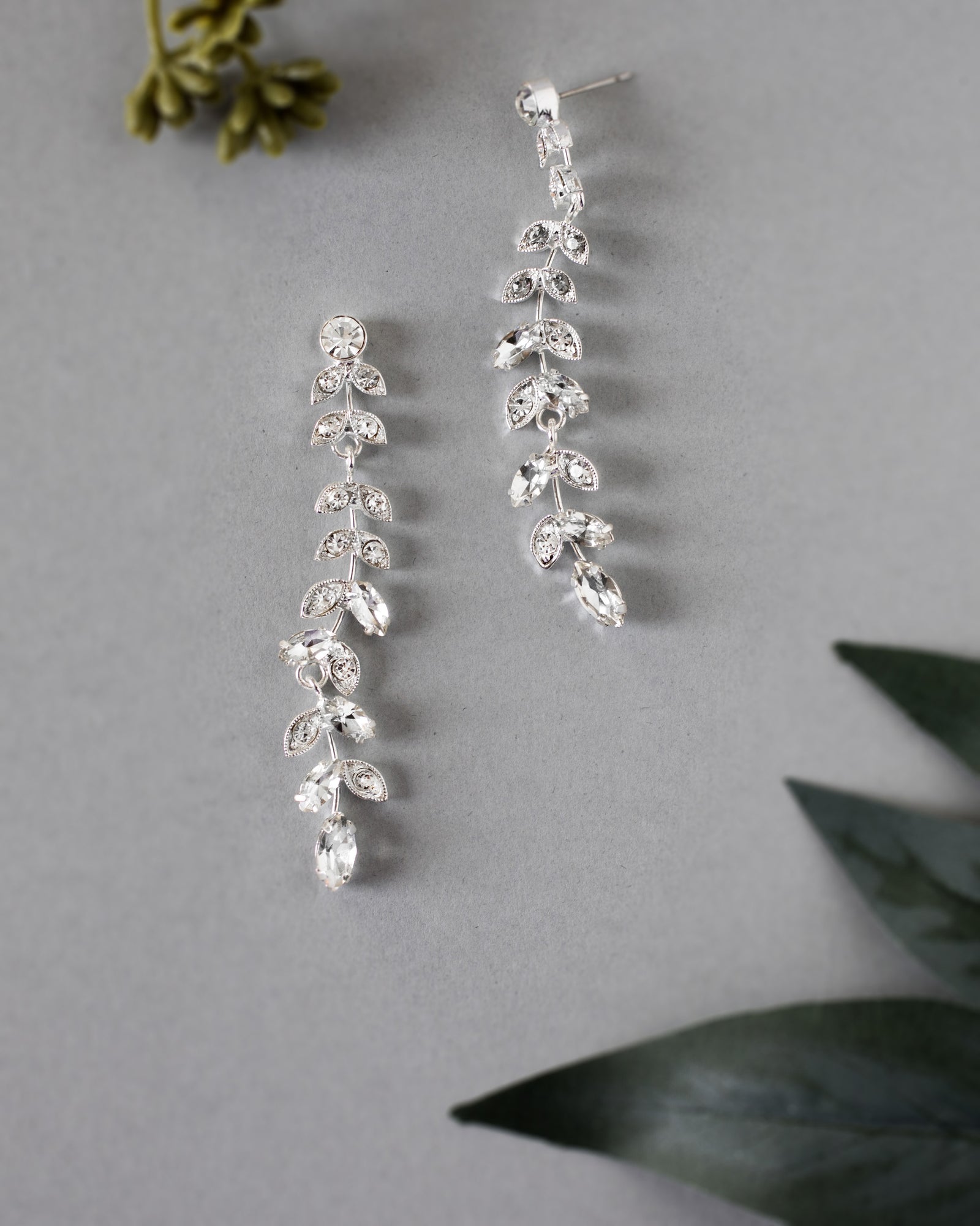 Unique wedding jewelry - Pearl bridal earrings - Pearl cluster drop earrings  - Style #2307, pearl drops - lenajohansen.dk