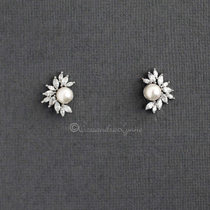 Dainty Marquise Leaf Stud Earrings