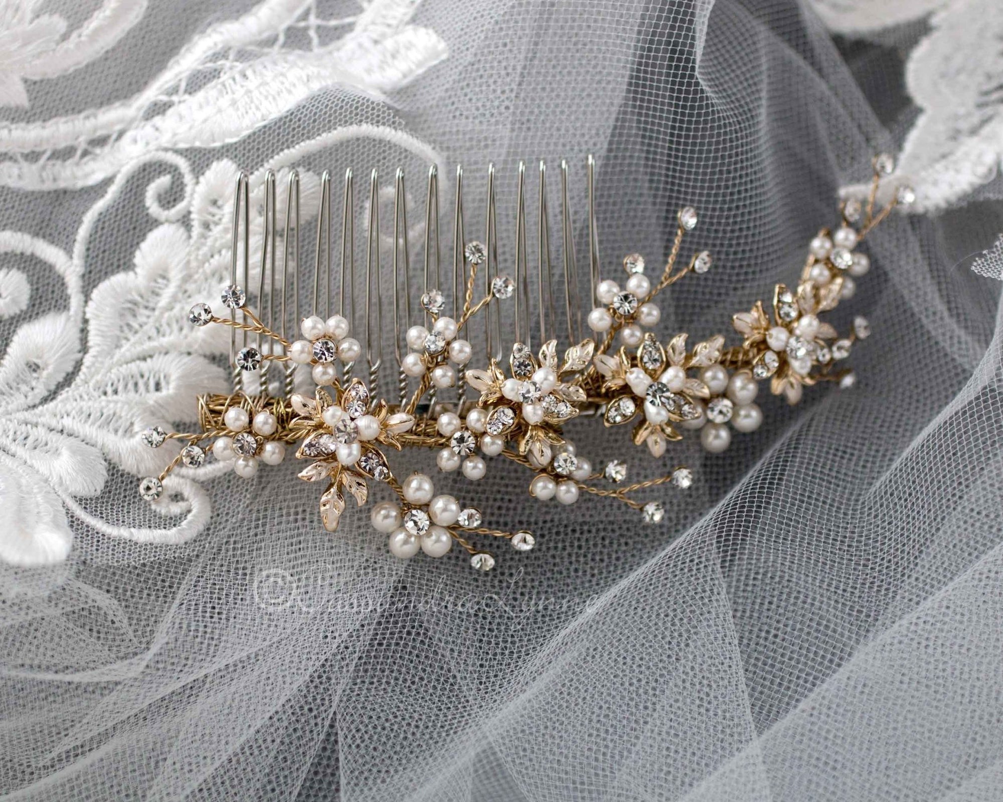 Delicate Wedding Hair Comb with Pearls - Cassandra Lynne